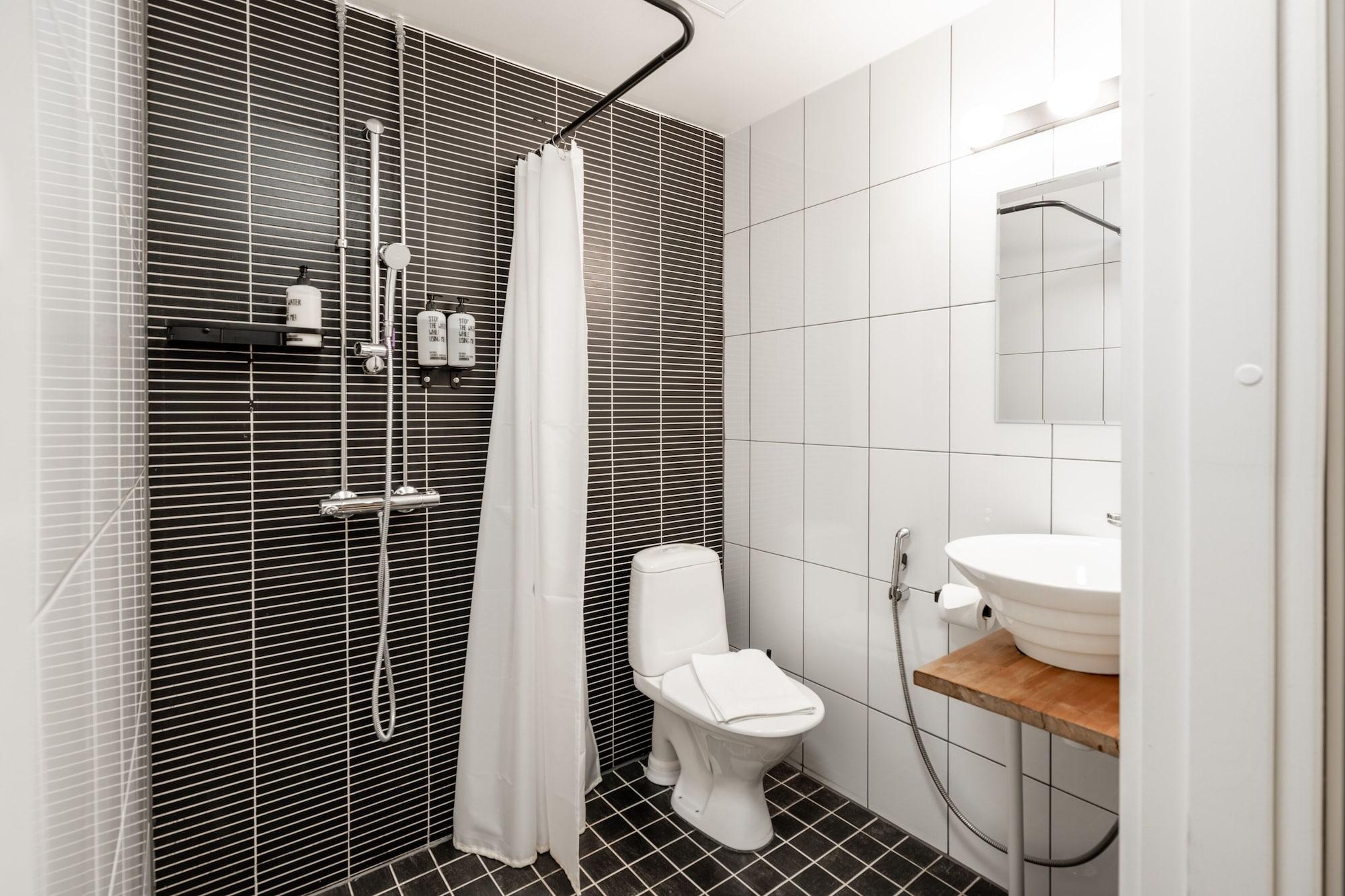 Equipamiento de Habitación Bob W Helsinki Kluuvi