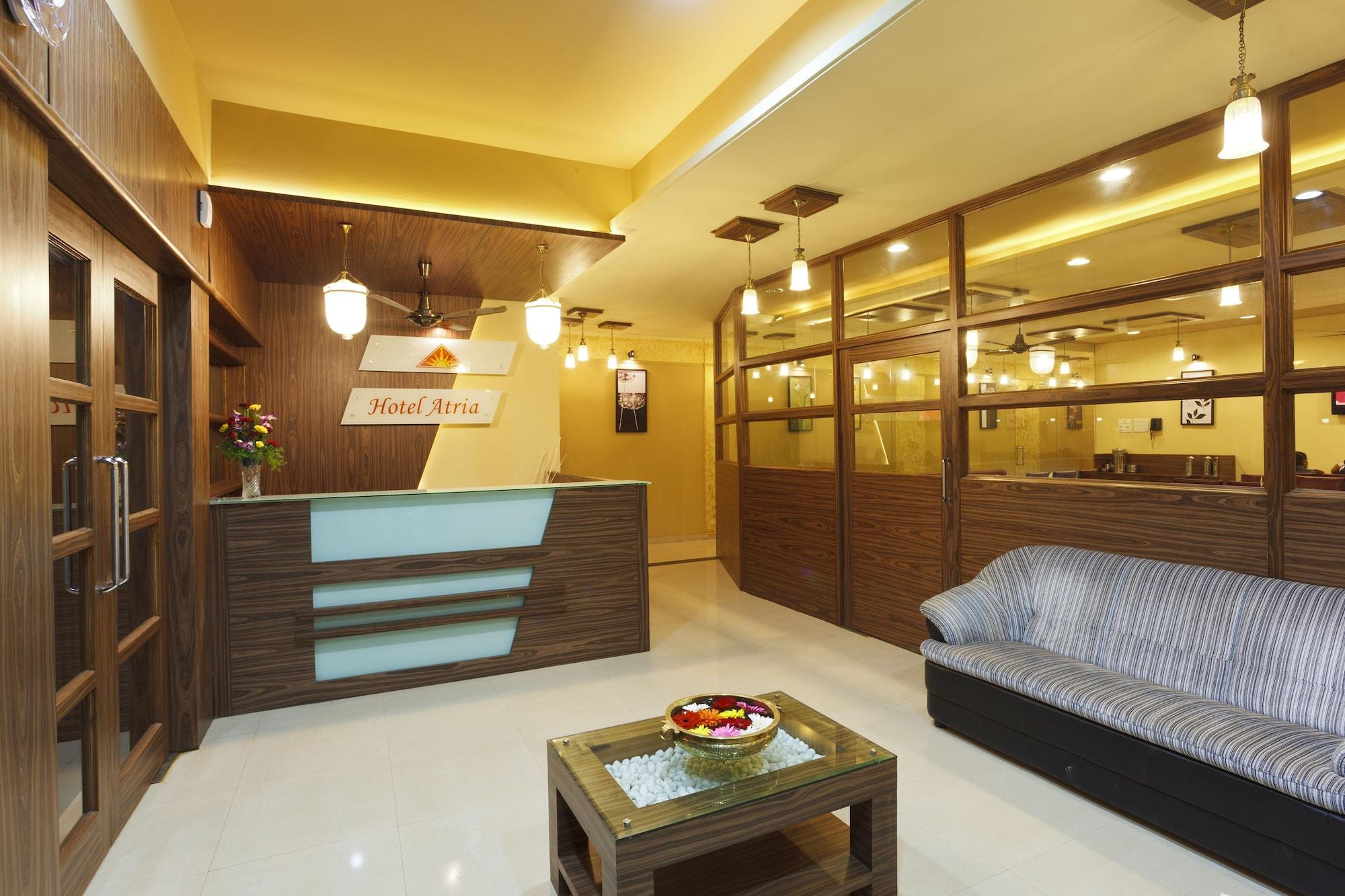 Vista Lobby Hotel Atria