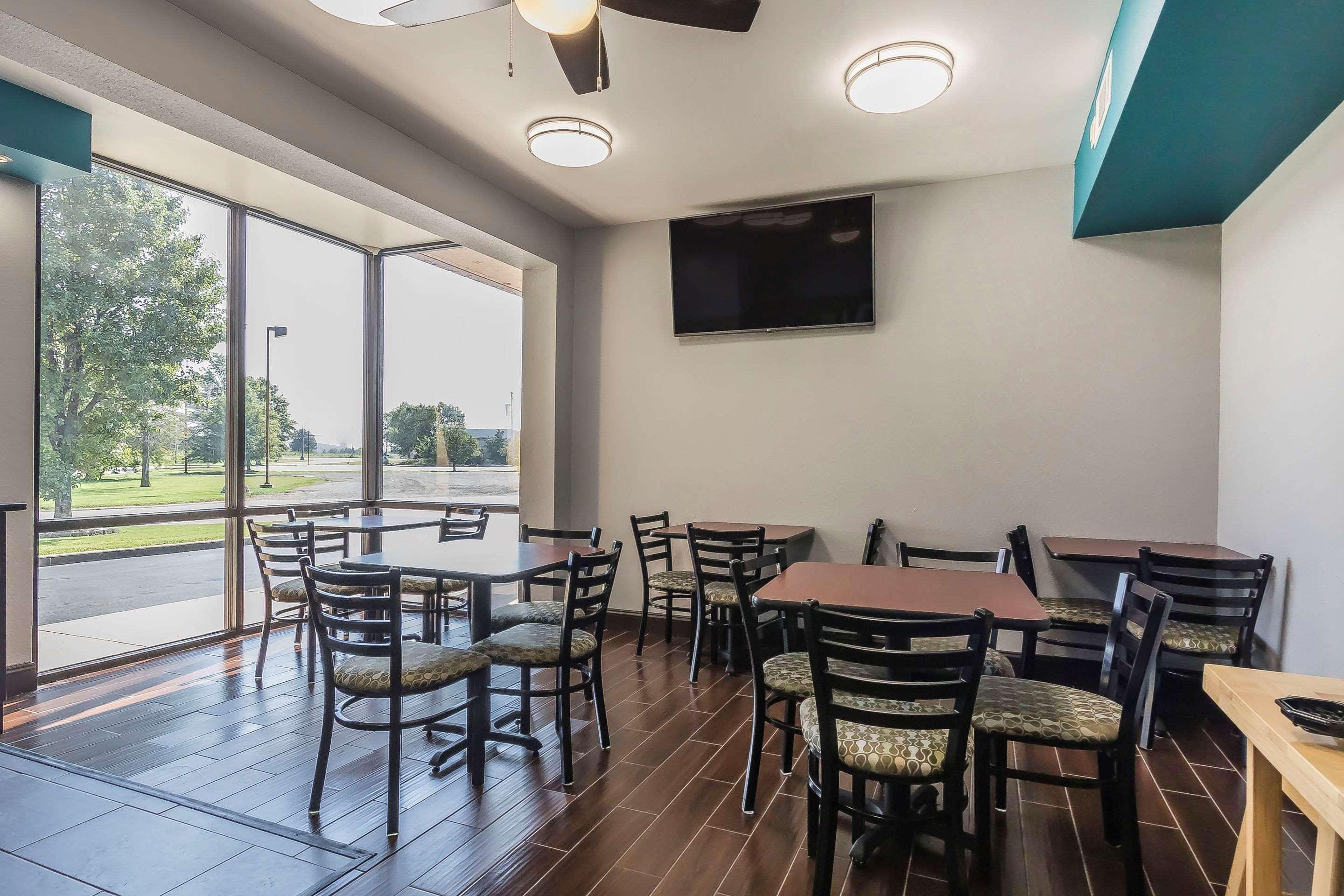 Restaurant The Riverstone Hotel Charleston-Sikeston