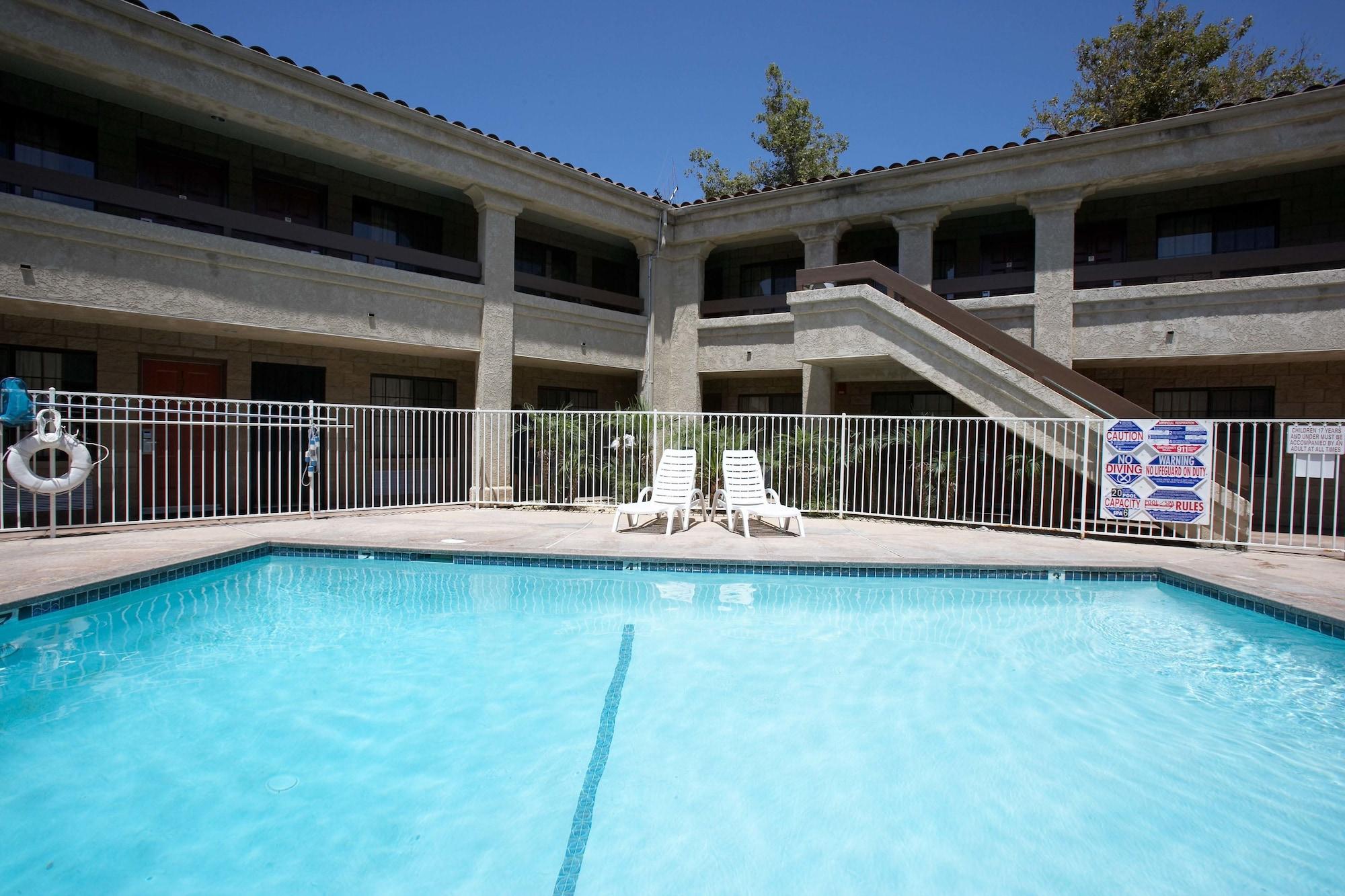 Varios Premier Inns Thousand Oaks