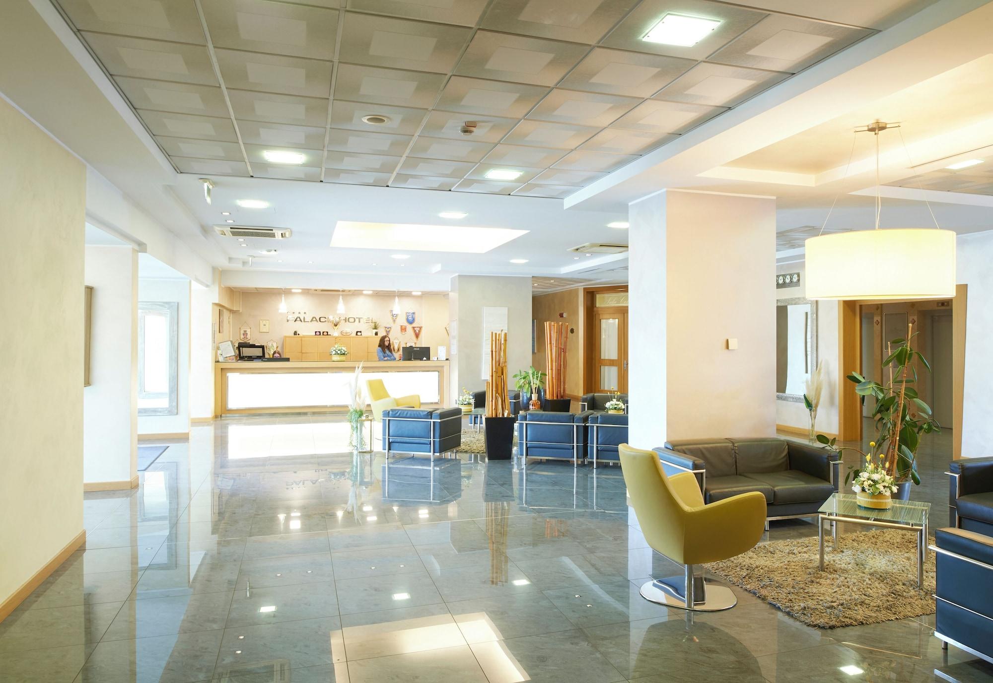 Vista Lobby Palace Hotel Zingonia