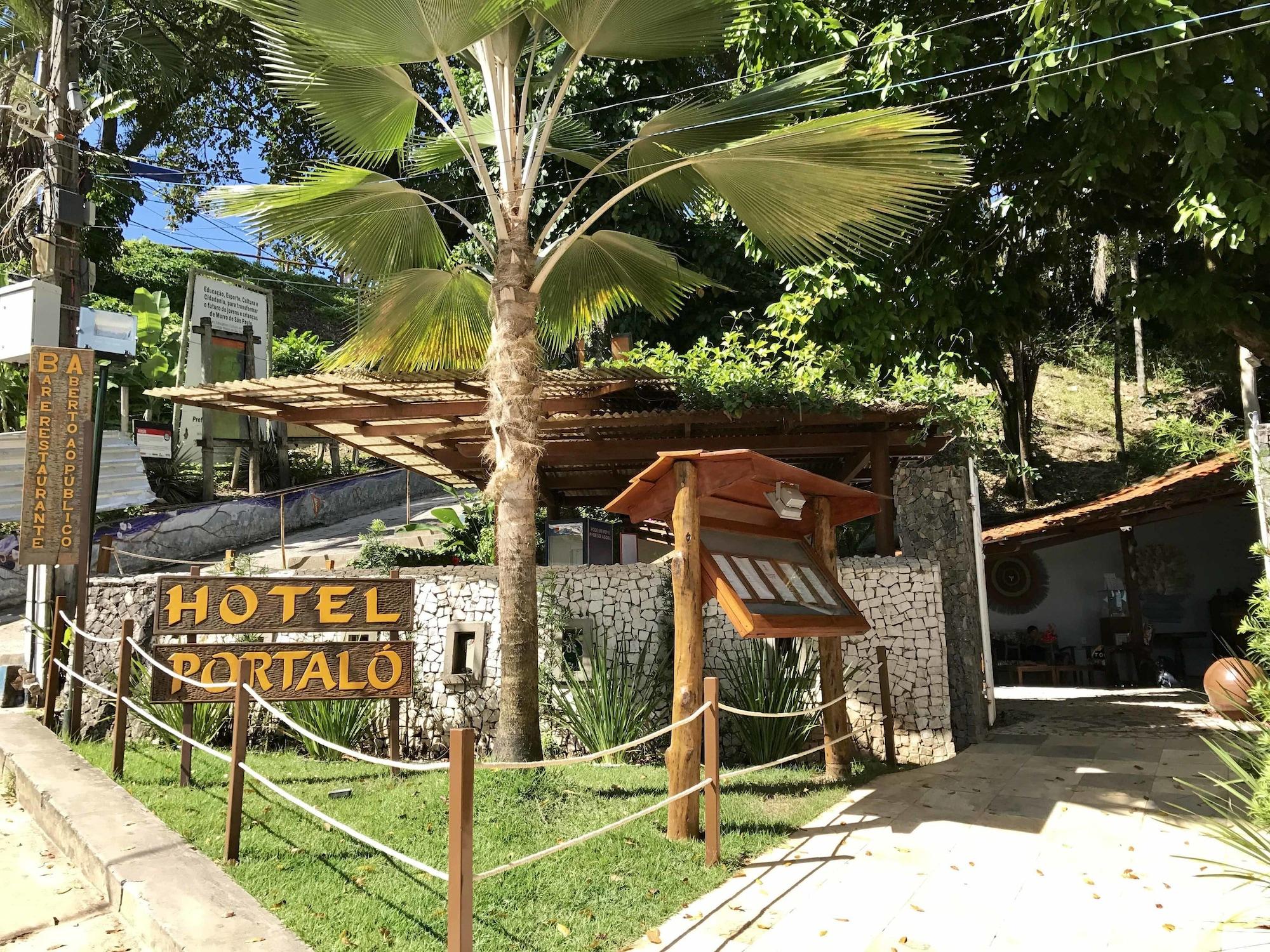 Vista Exterior Hotel Portaló
