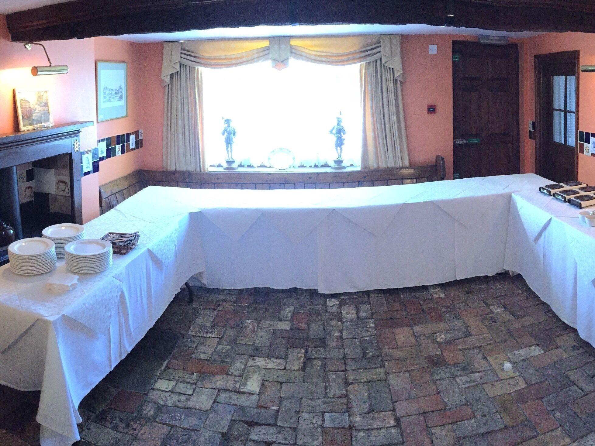 Vista Lobby Cross Keys Hotel