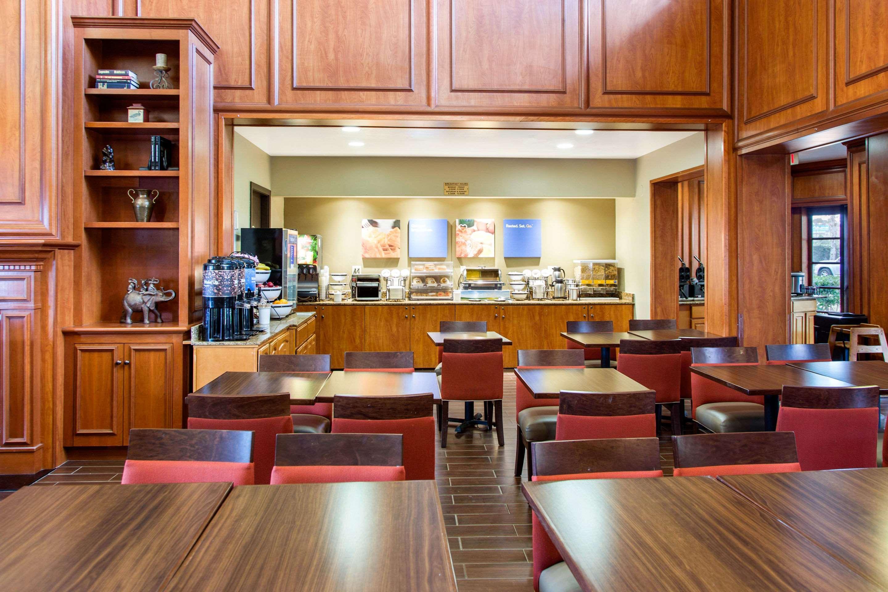 Restaurant Comfort Inn and Suites San Francisco Airport North