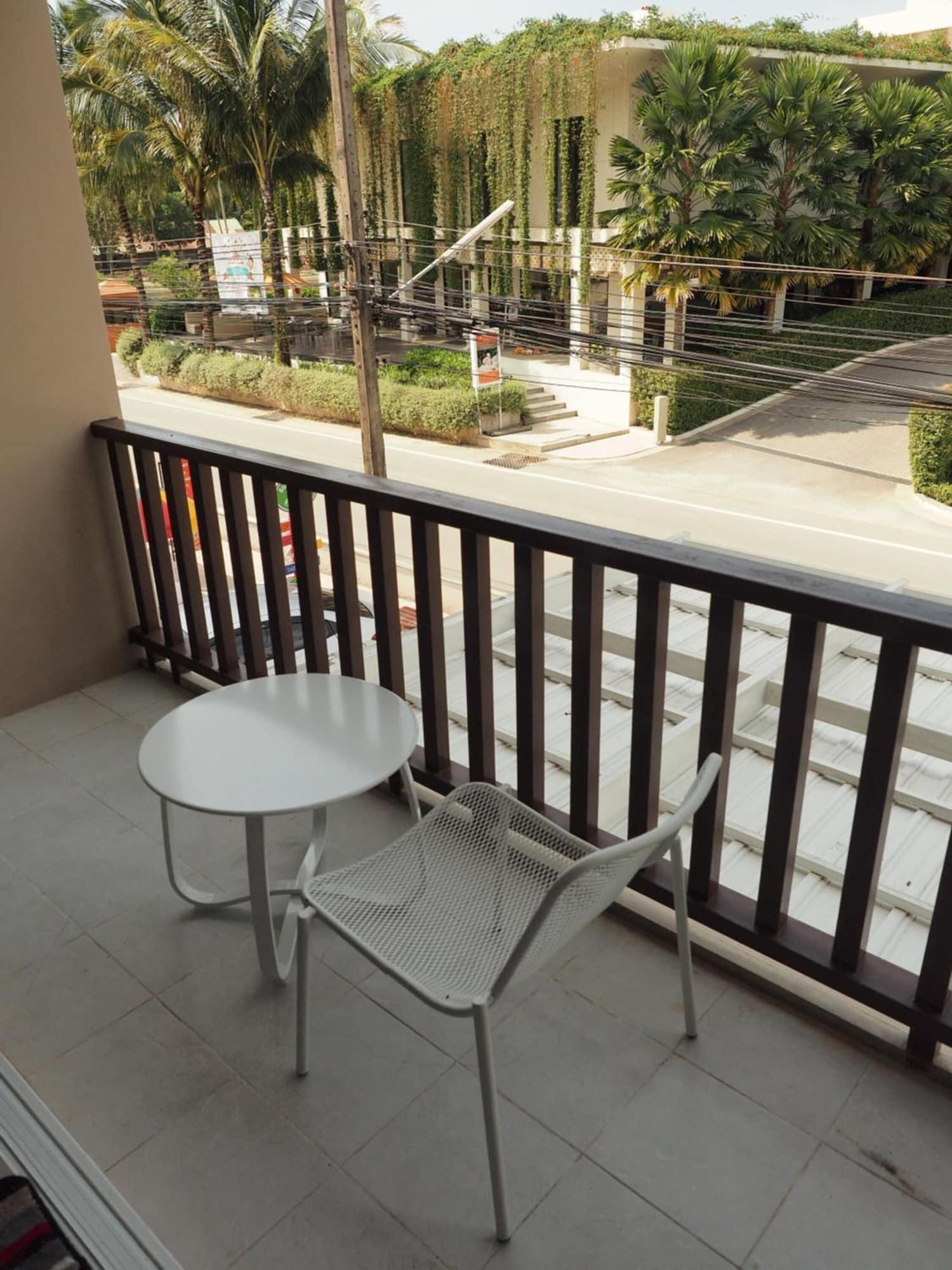 Equipamiento de Habitación Sleepwell@Naiyang