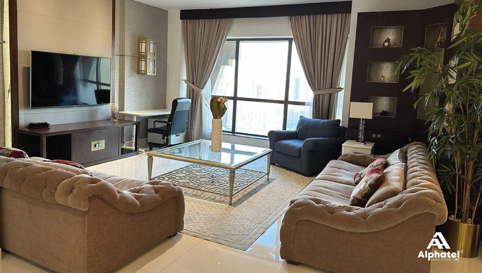 Varios Alphatel Beach Hostel JBR