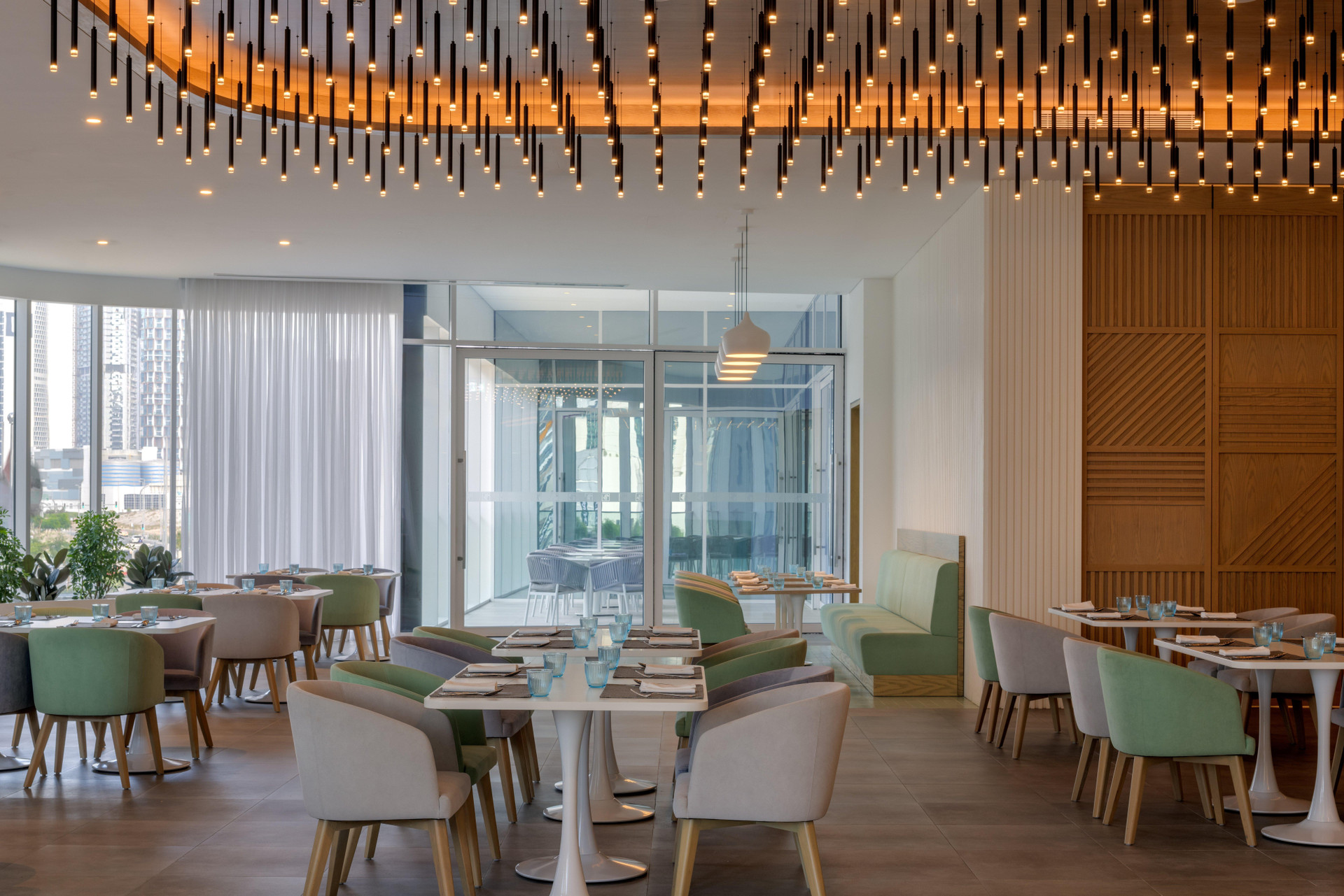 Restaurant Staybridge Suites Dubai Business Bay by IHG