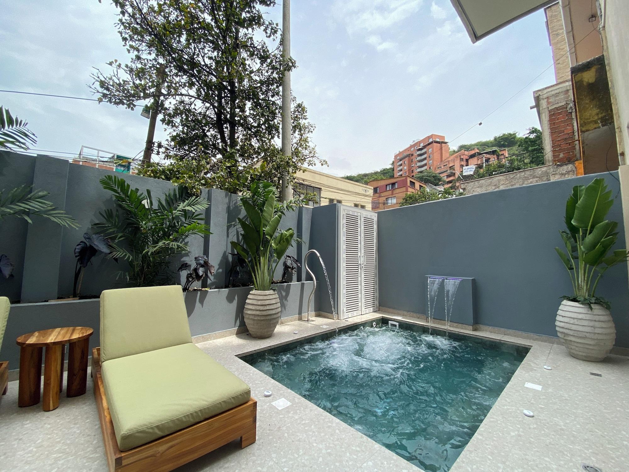 Vista Piscina Veca Flats Centenario