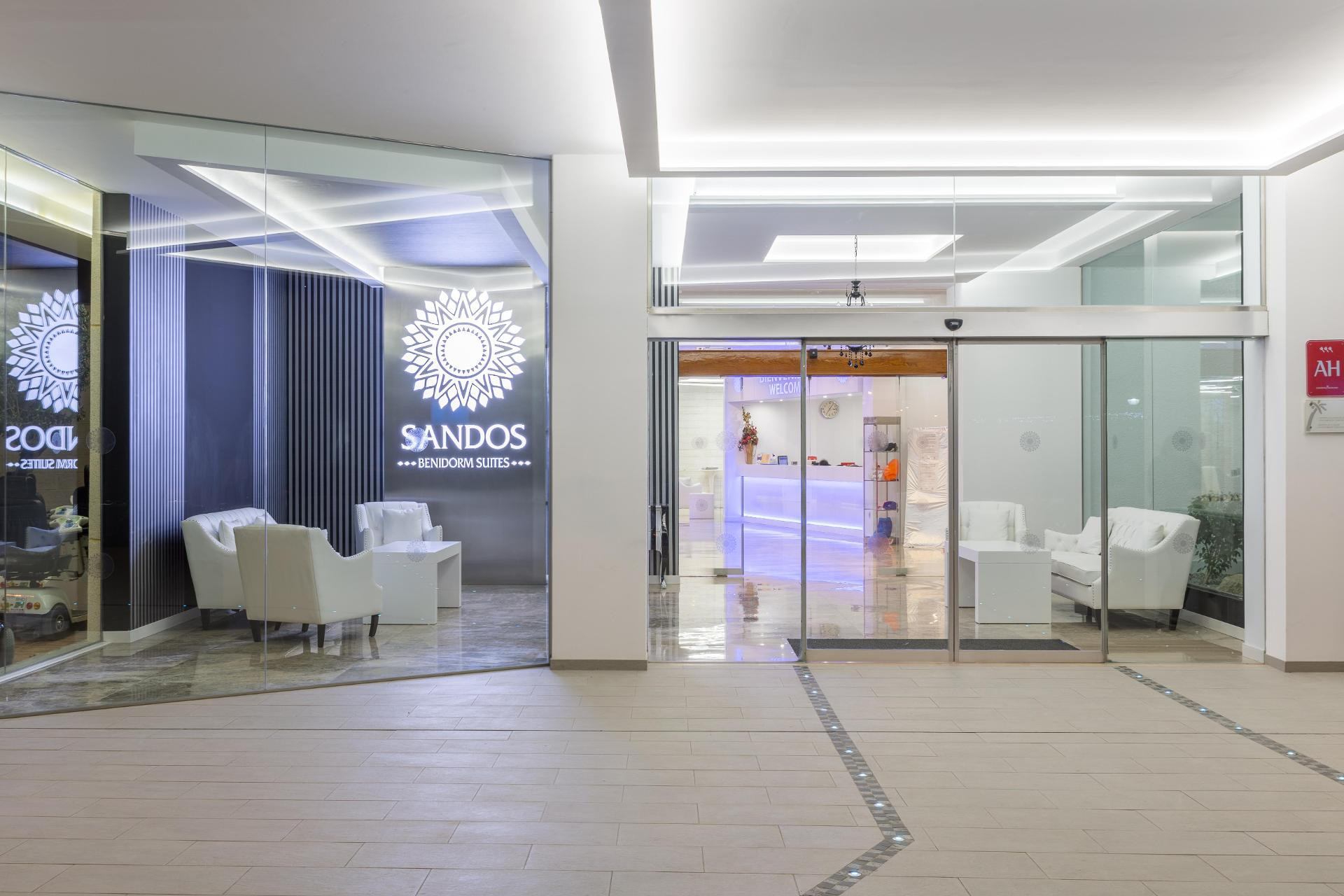 Vista Lobby Sandos Benidorm Suites