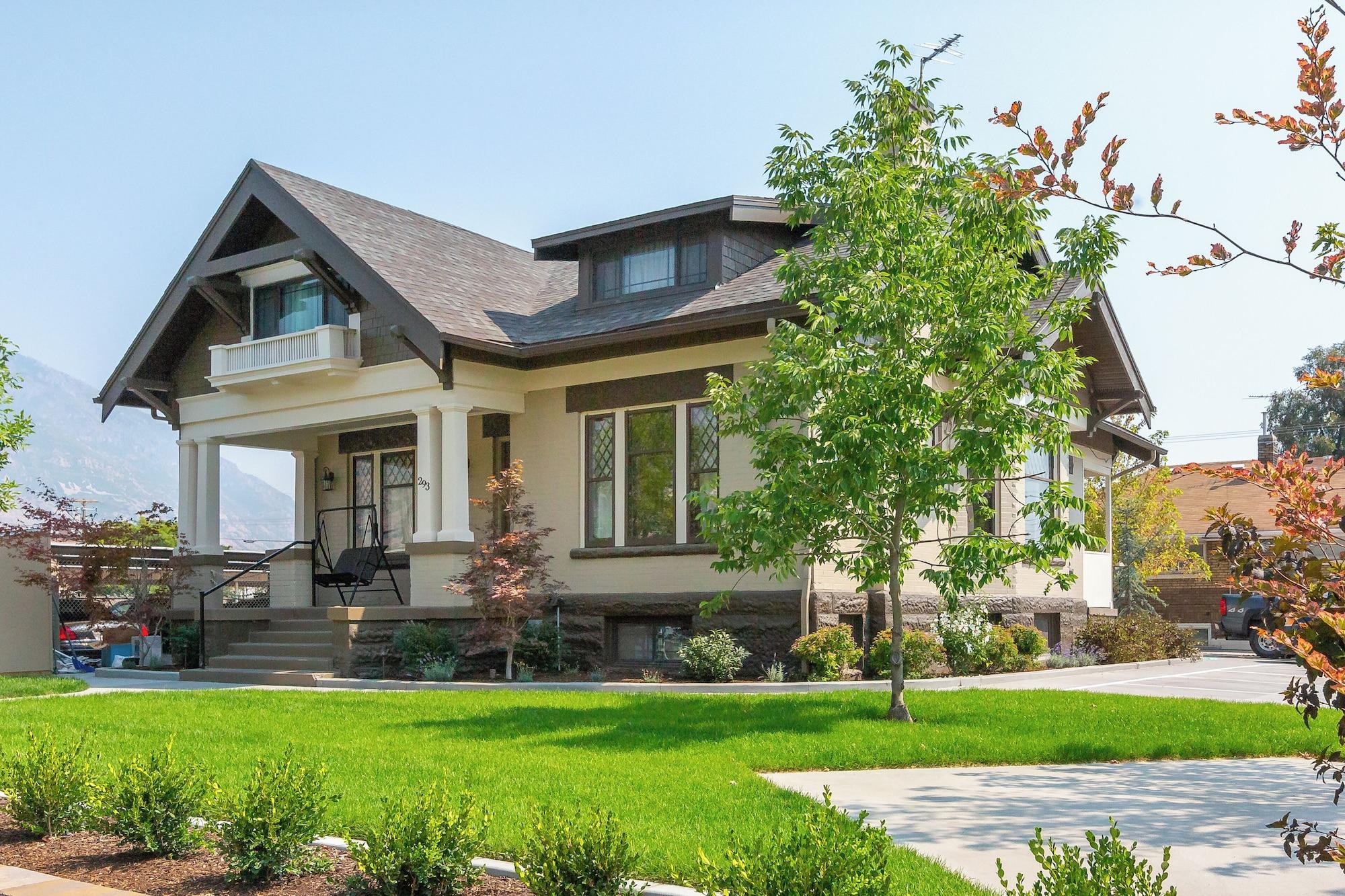 Vista Exterior Aspenwood Manor South