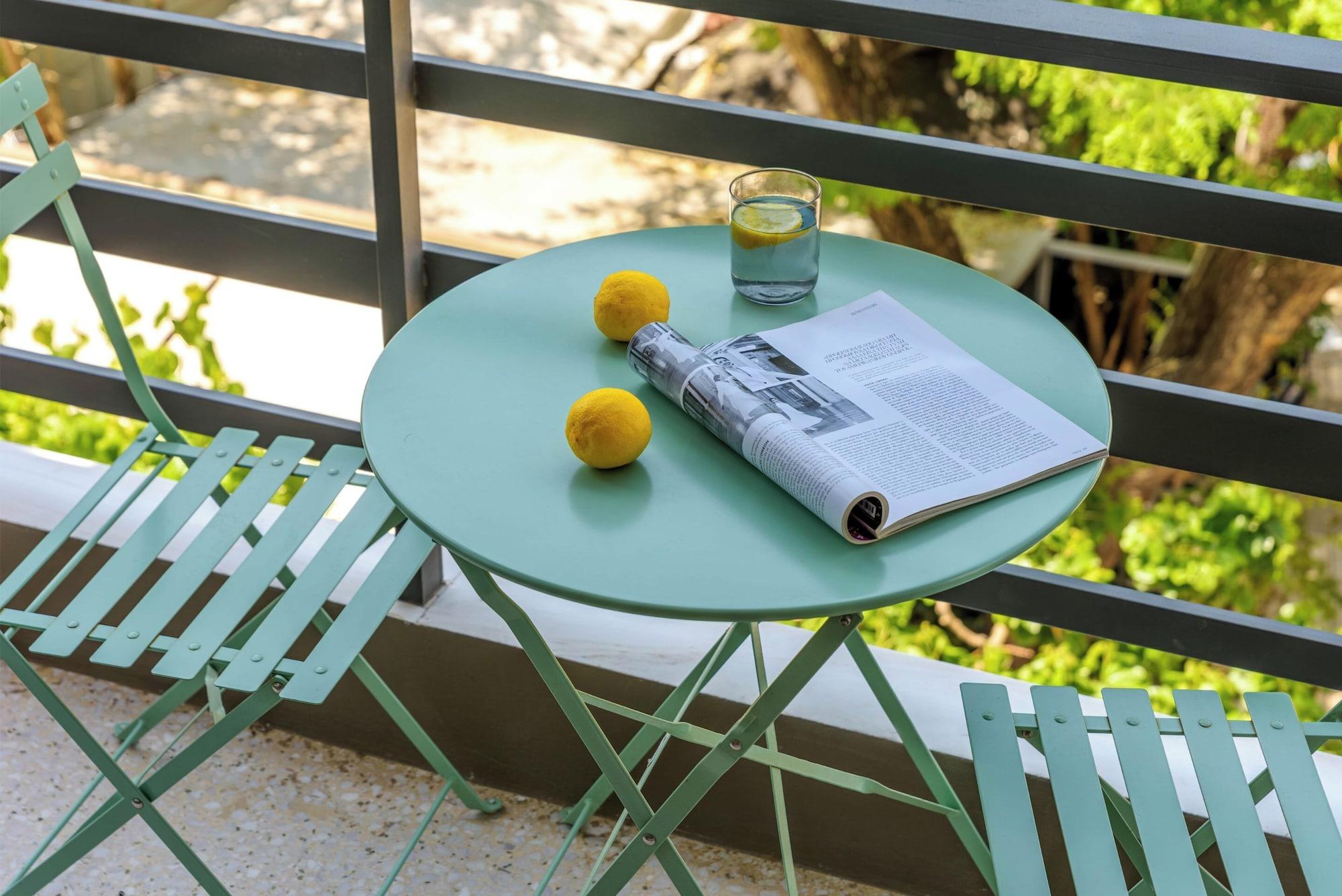Equipamiento de Habitación Momo Suites Acropolis by Aura Homes