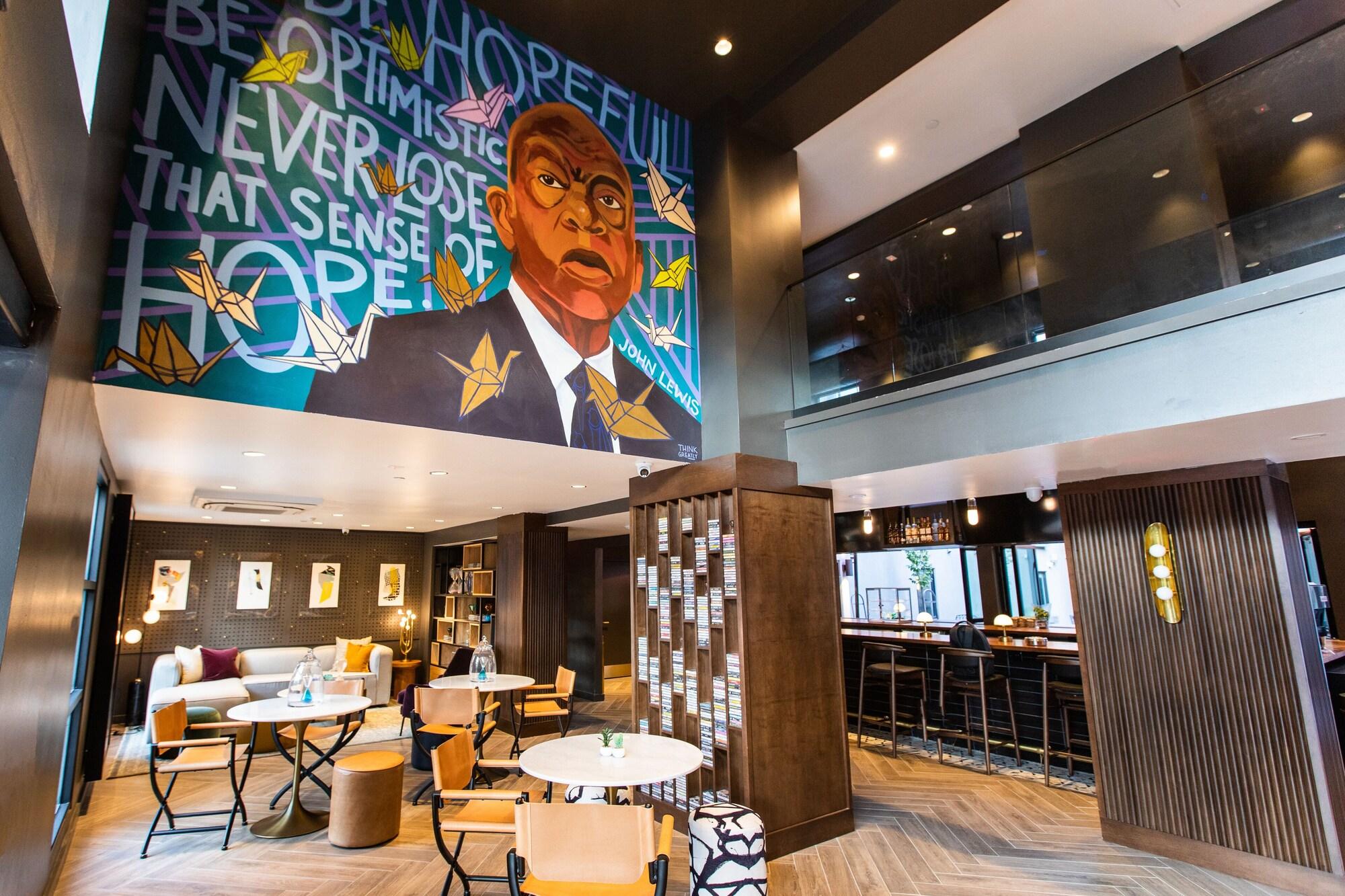 Vista Lobby voco The Darwin Atlanta Midtown by IHG