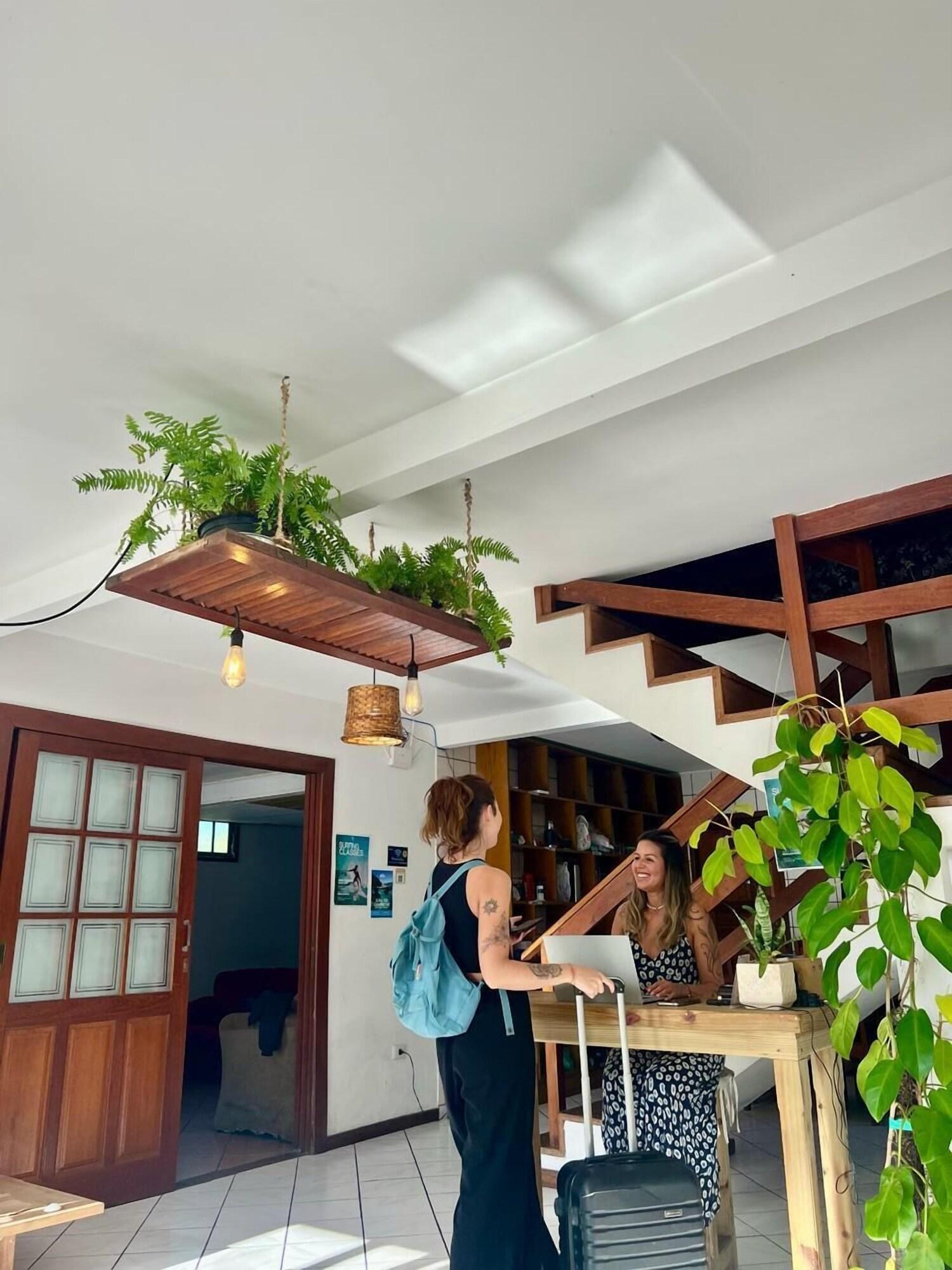 Vista Lobby Nomades beach - Adventure Hostels