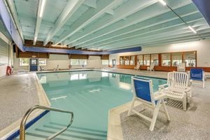 Alquiler Vacacional - Walk to Alpine Lake: Terra Alta Cabin w/ Deck