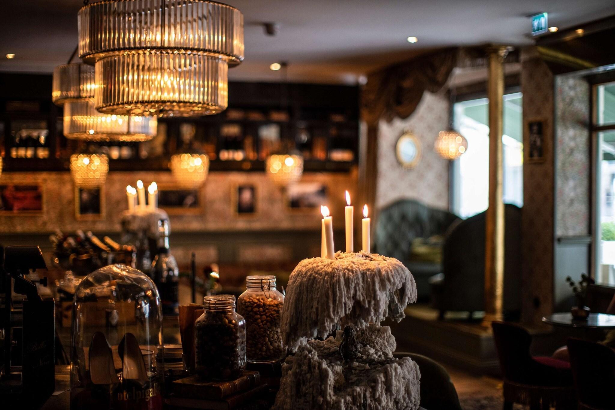 Bar/Salón Hotel Pigalle