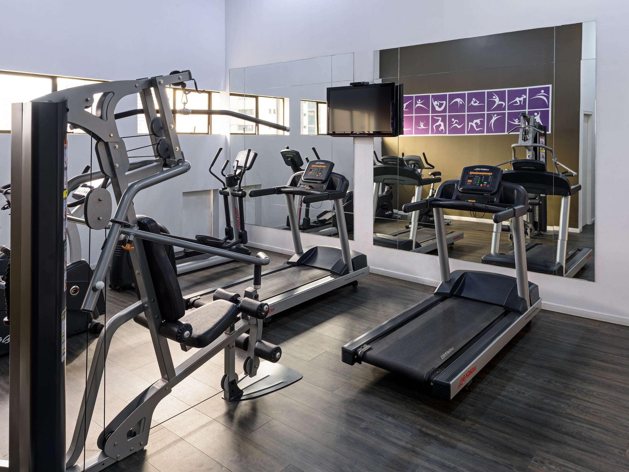 Gimnasio Mercure Curitiba Golden