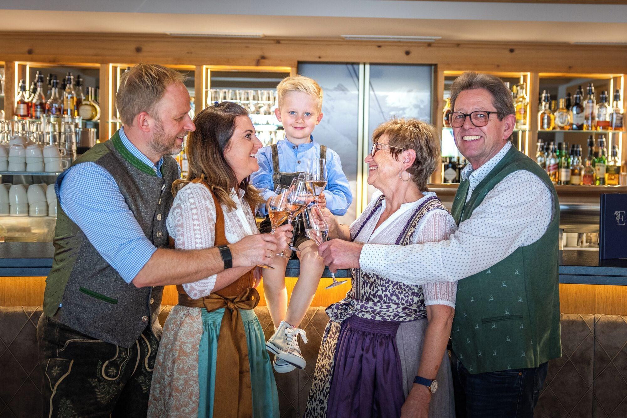 Bar/Salón Hotel Enzian