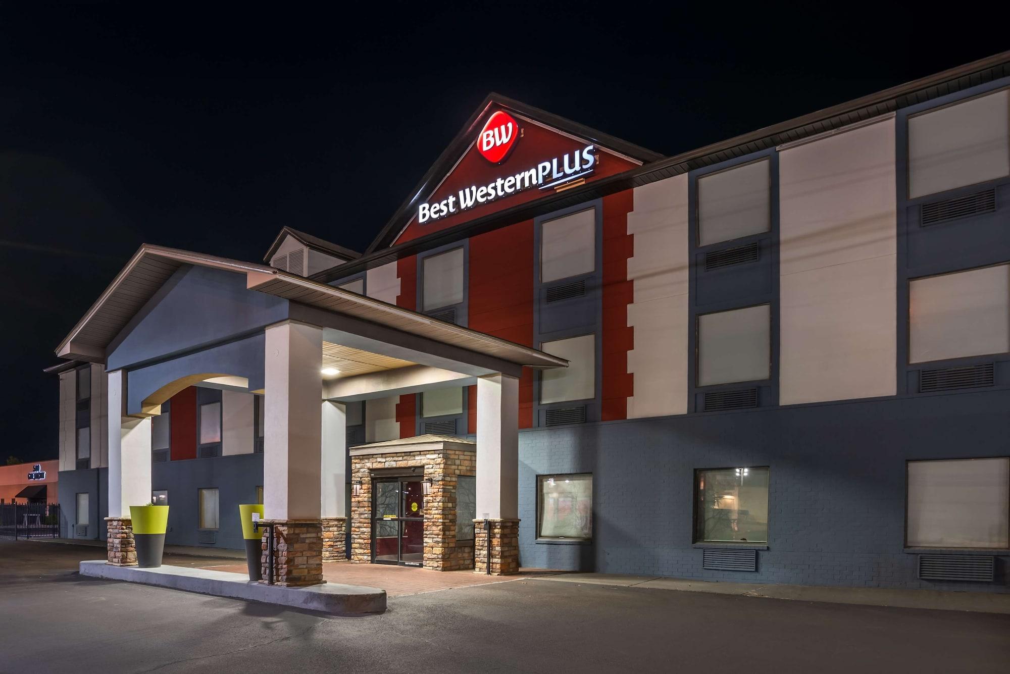 Vista Exterior Best Western Plus Jackson Downtown Colliseum