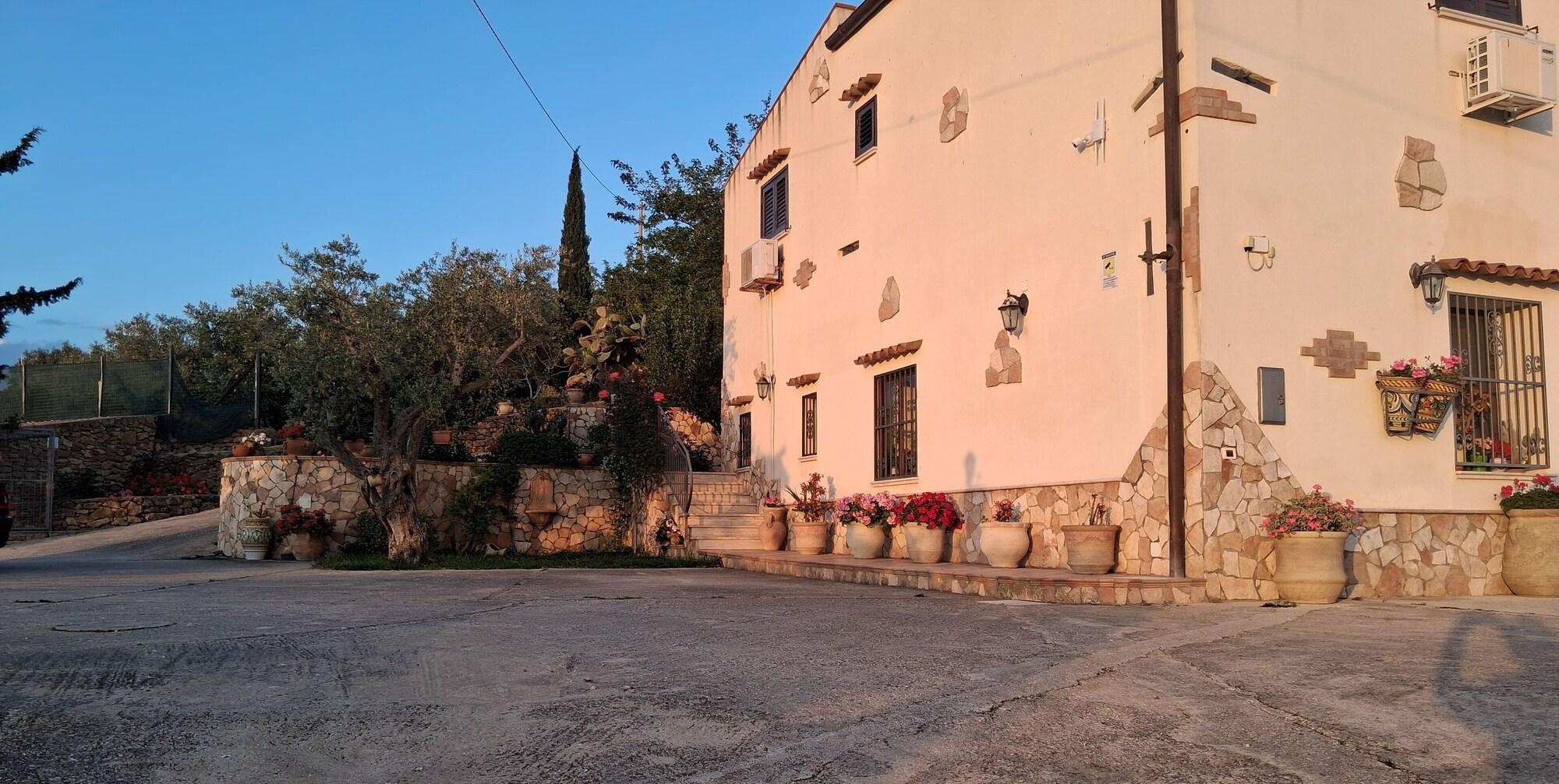 Vista Exterior B&B A Robba de Pupi