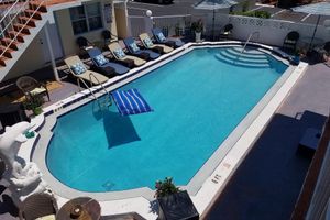 Alojamiento - Ashley Brooke Beach Resort