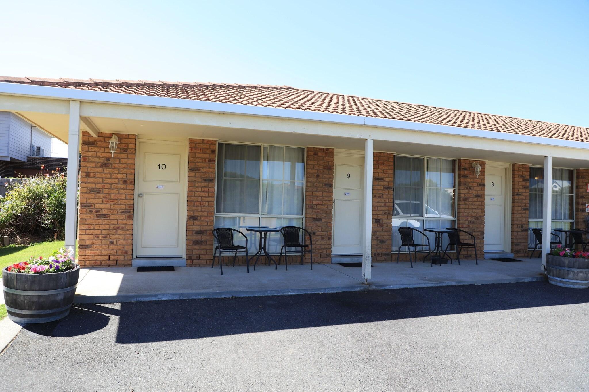 Vista Exterior Quays Motel San Remo