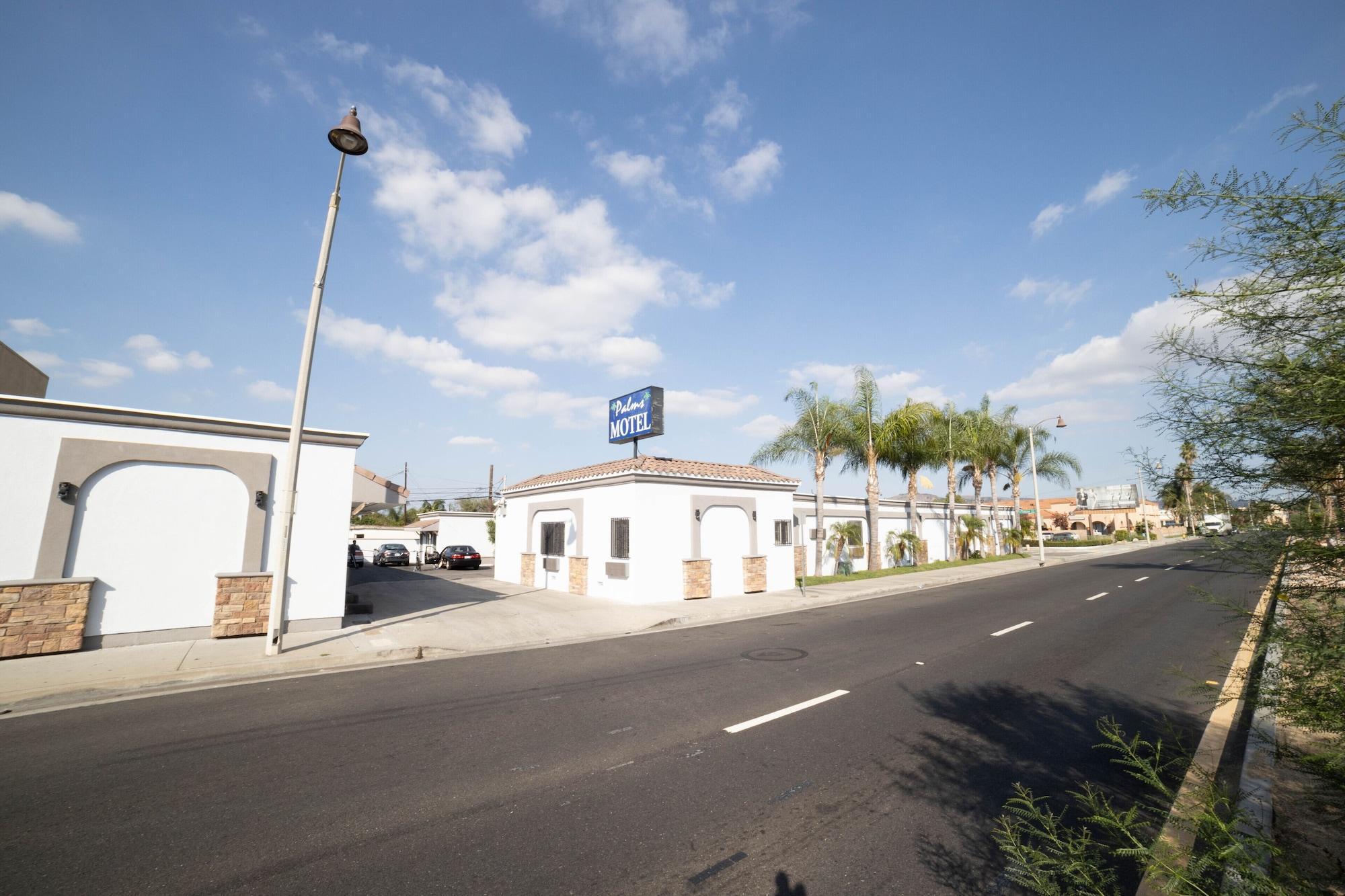 Vista Exterior Palms Motel