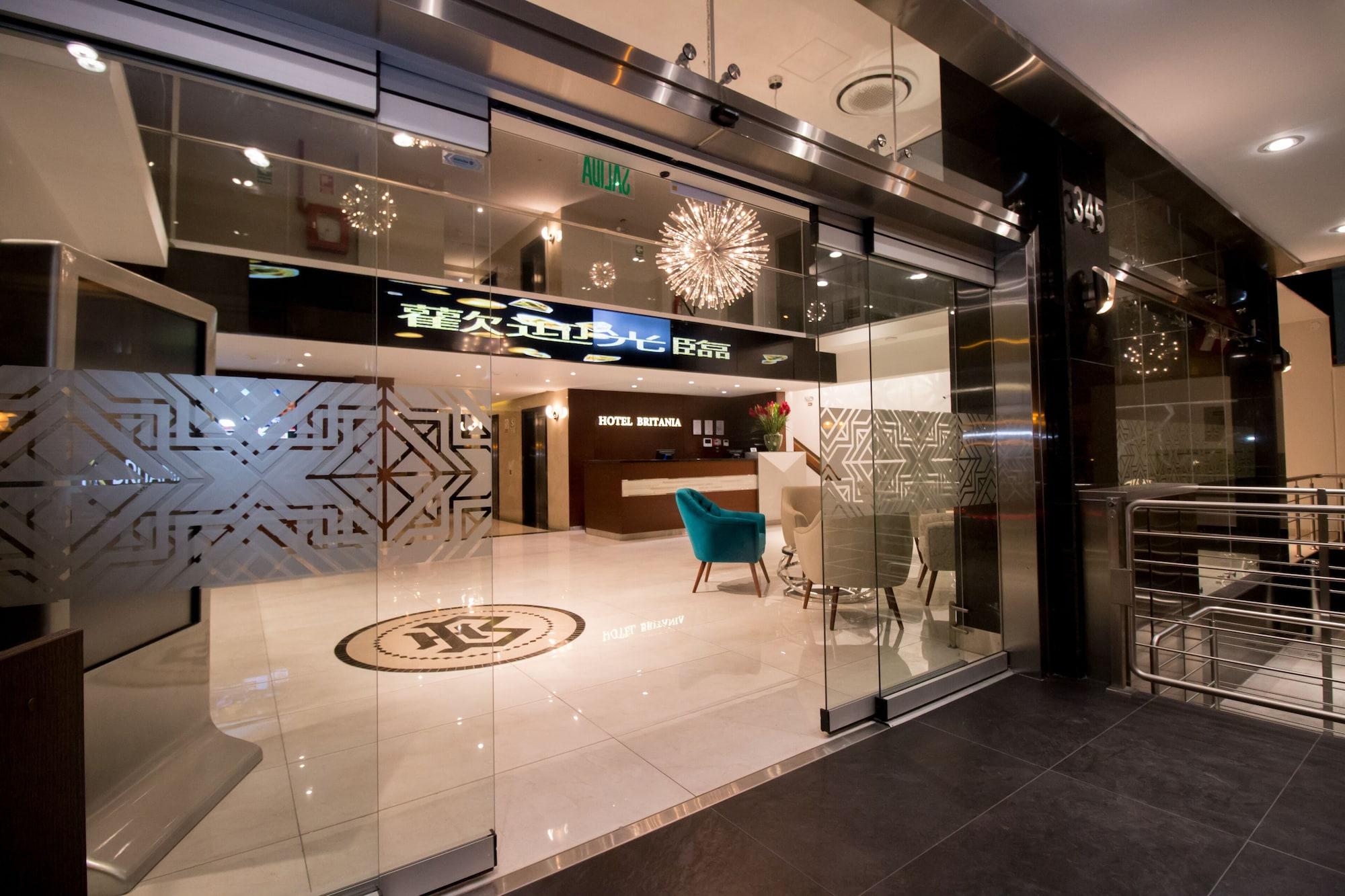 Vista Lobby Hotel Britania Crystal Collection