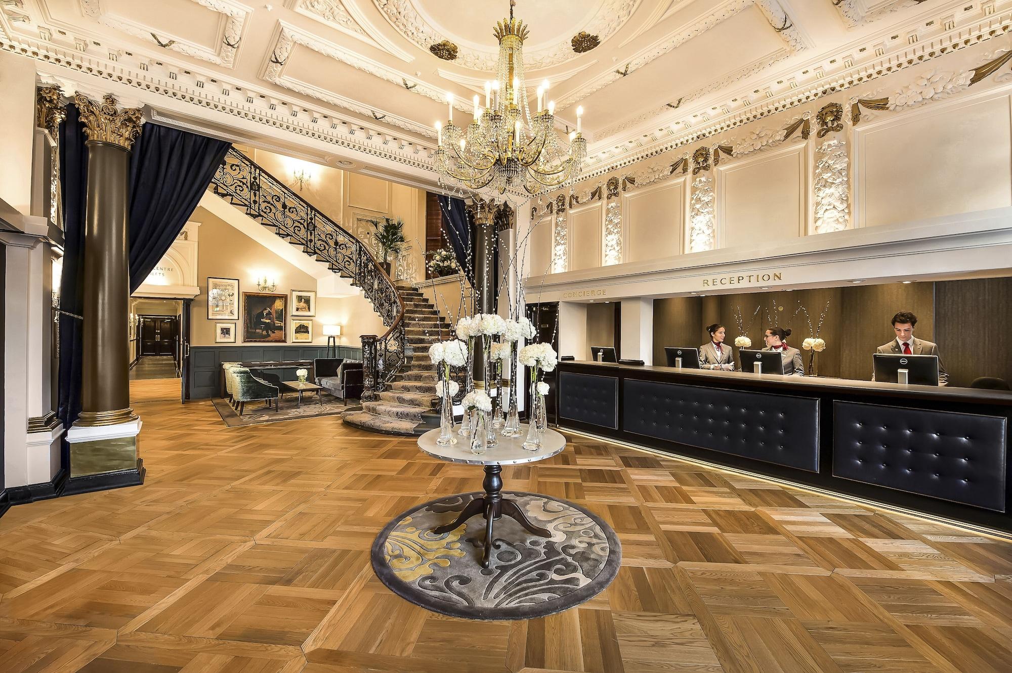 Vista Lobby The Bailey's Hotel London Kensington
