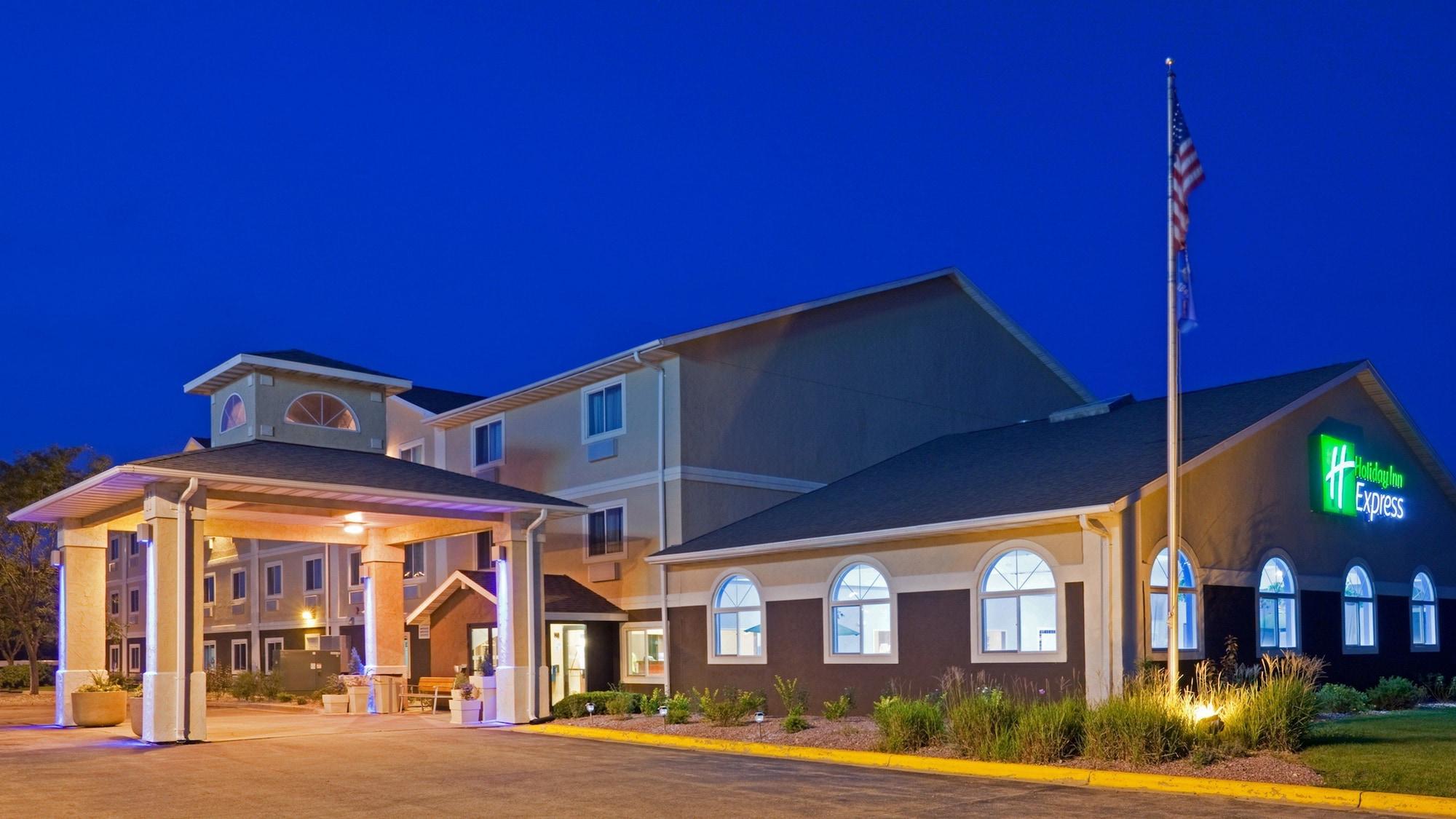 Vista Exterior Holiday Inn Express Deforest by IHG