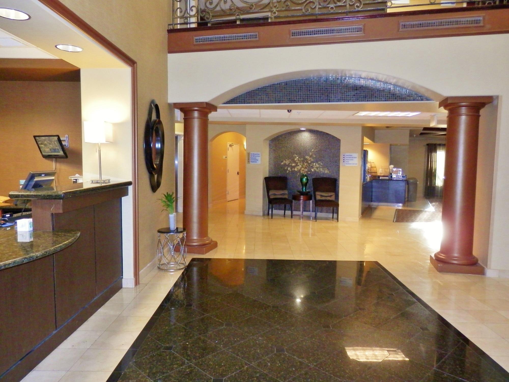 Vista Exterior Holiday Inn Express Hotel & Suites San Pablo - Richmond Area by IHG