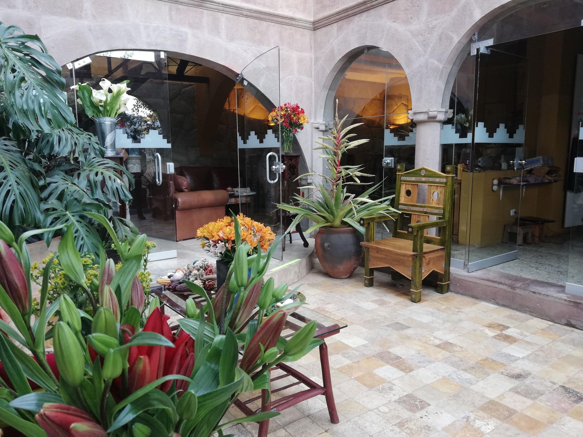 Varios Garden of San Blas