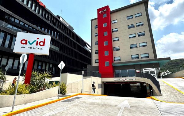 avid hotel Queretaro Centro Sur by IHG