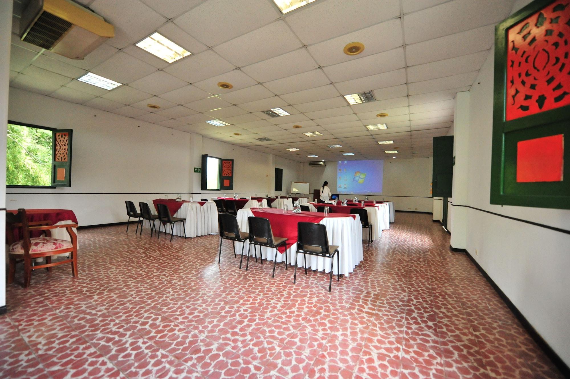 Sala de Reuniones La Floresta Hotel Campestre