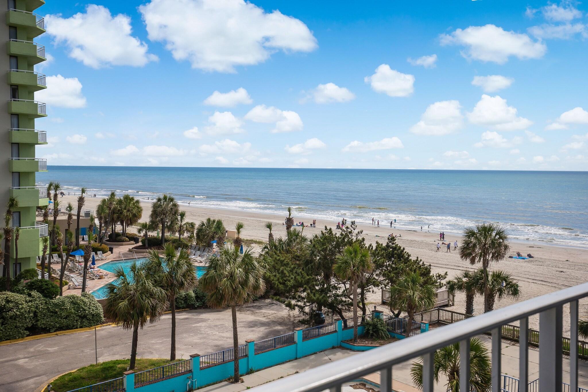 Vista Exterior Blu Atlantic Oceanfront Hotel Suites