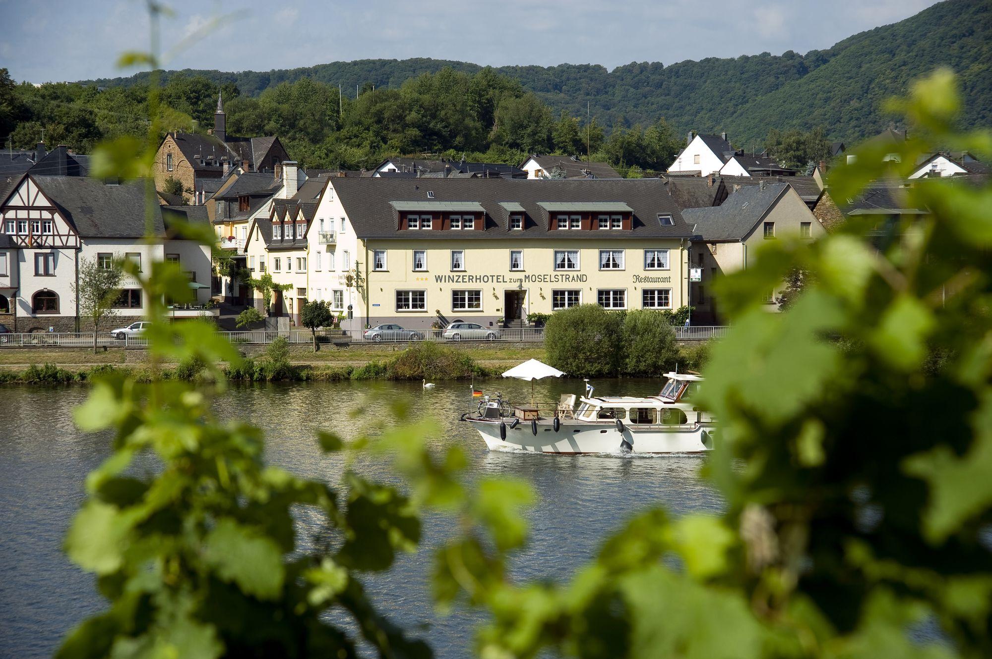 Varios Winzerhotel - Restaurant zum Moselstrand