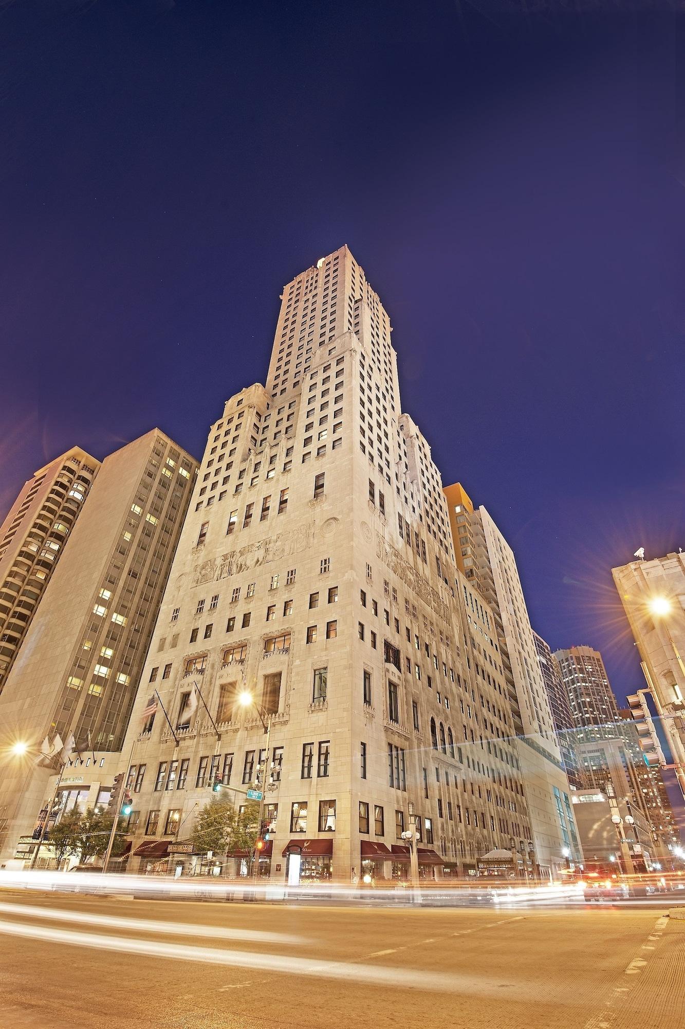 Vista Exterior InterContinental Chicago Magnificent Mile by IHG