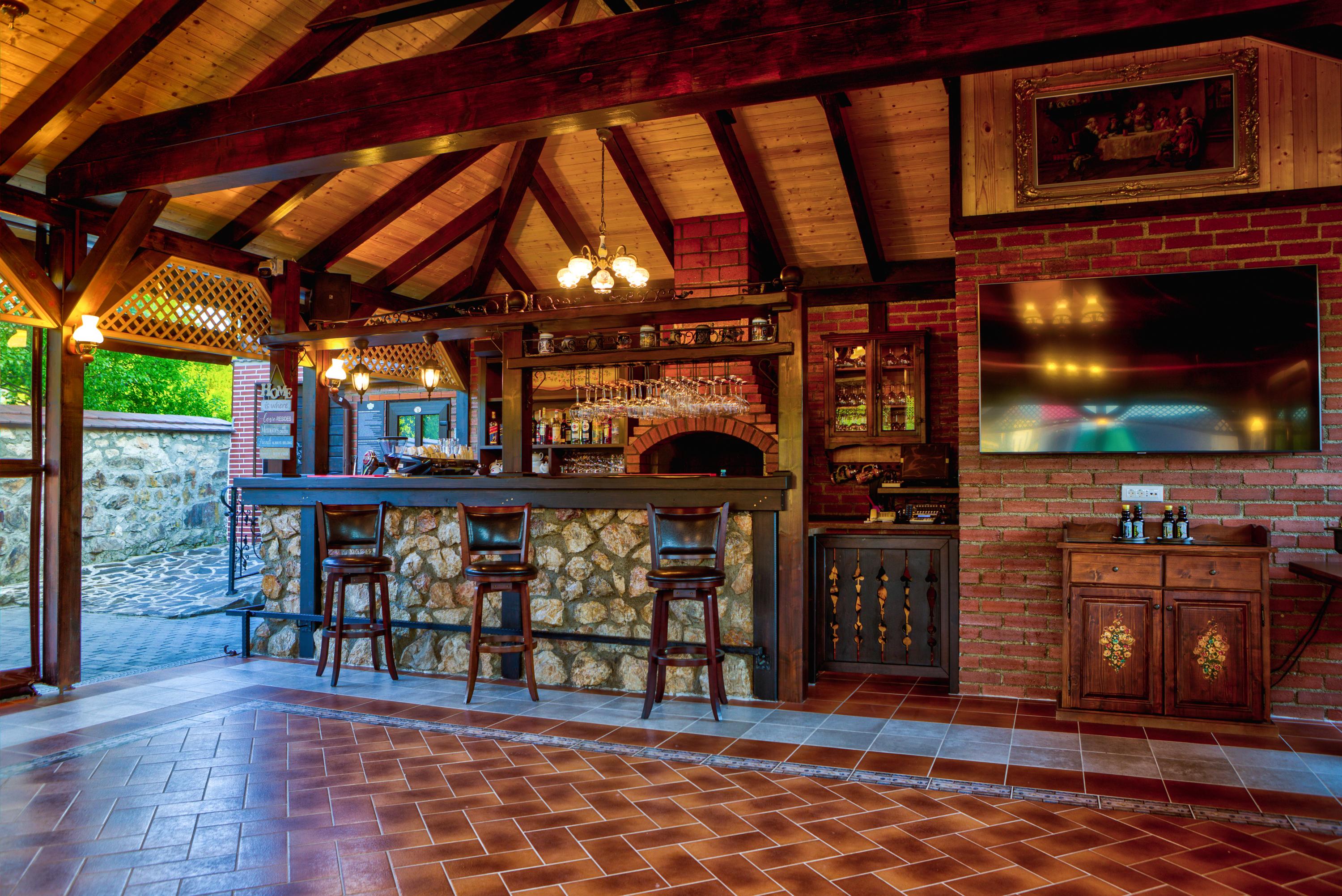 Bar/Salón Conacul Ambient Cristian