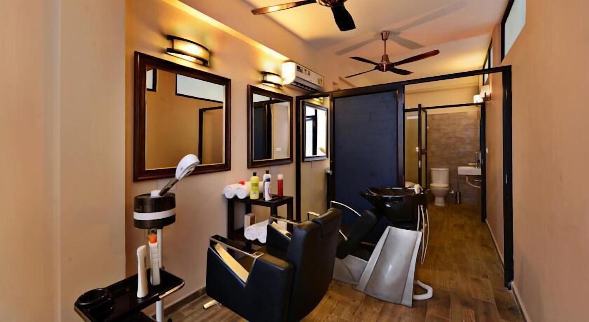 Spa La Sunila Suites & Villas by WSI