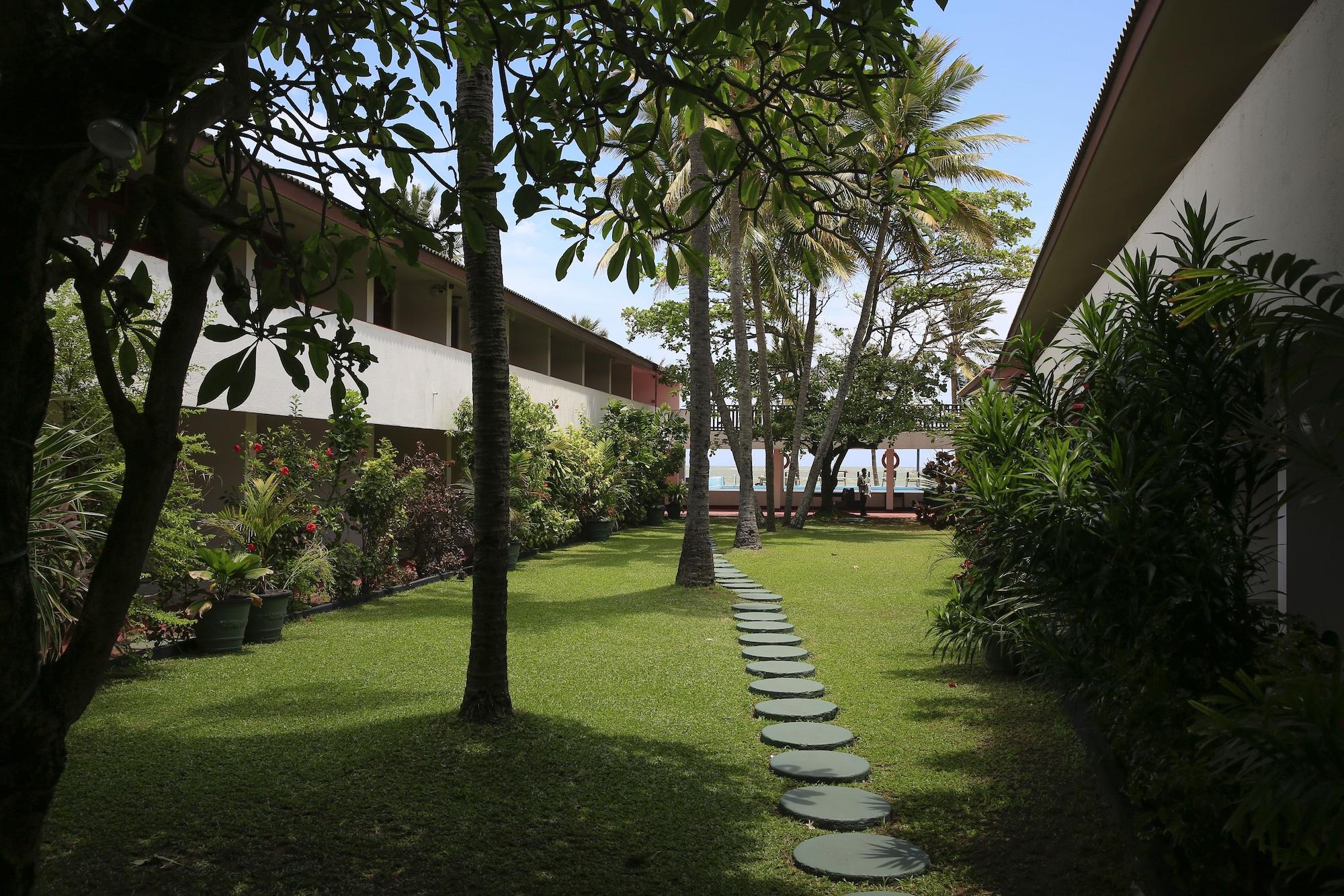 Vista Exterior Catamaran Beach Hotel