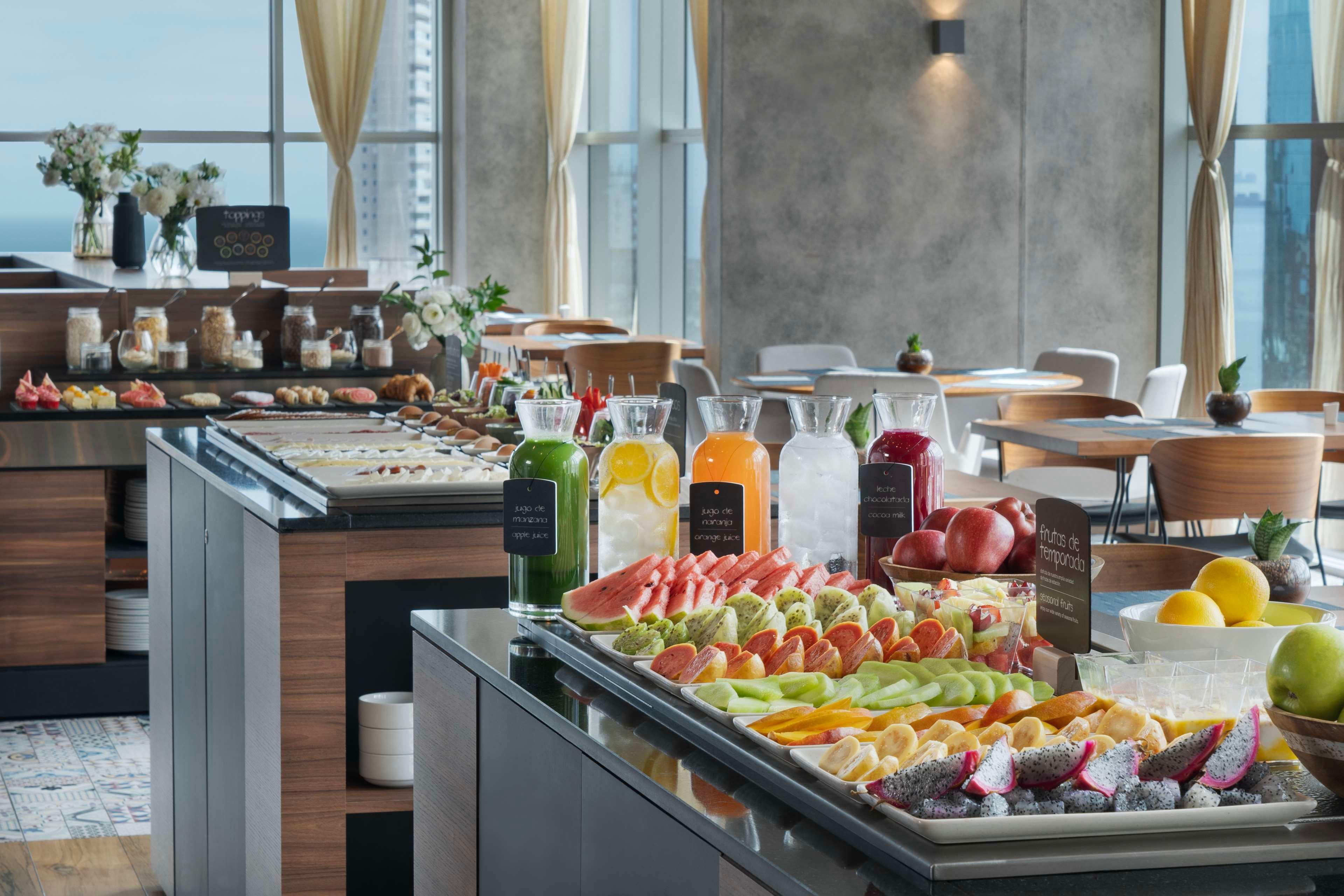 Restaurant NH Iquique Pacífico