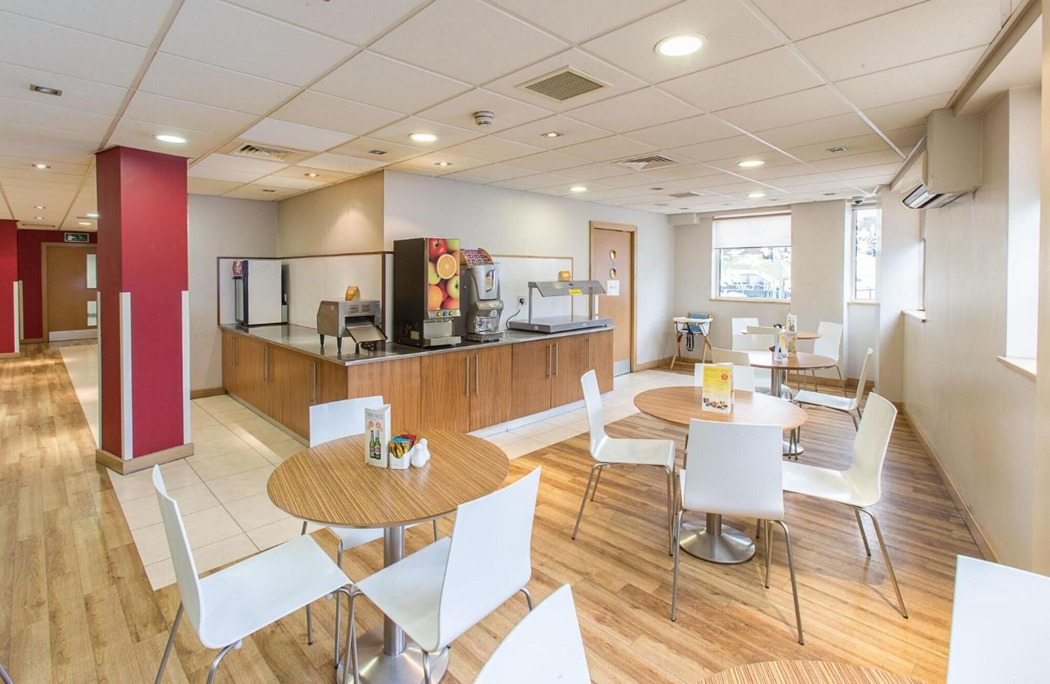 Restaurant Redwings Lodge Wolverhampton