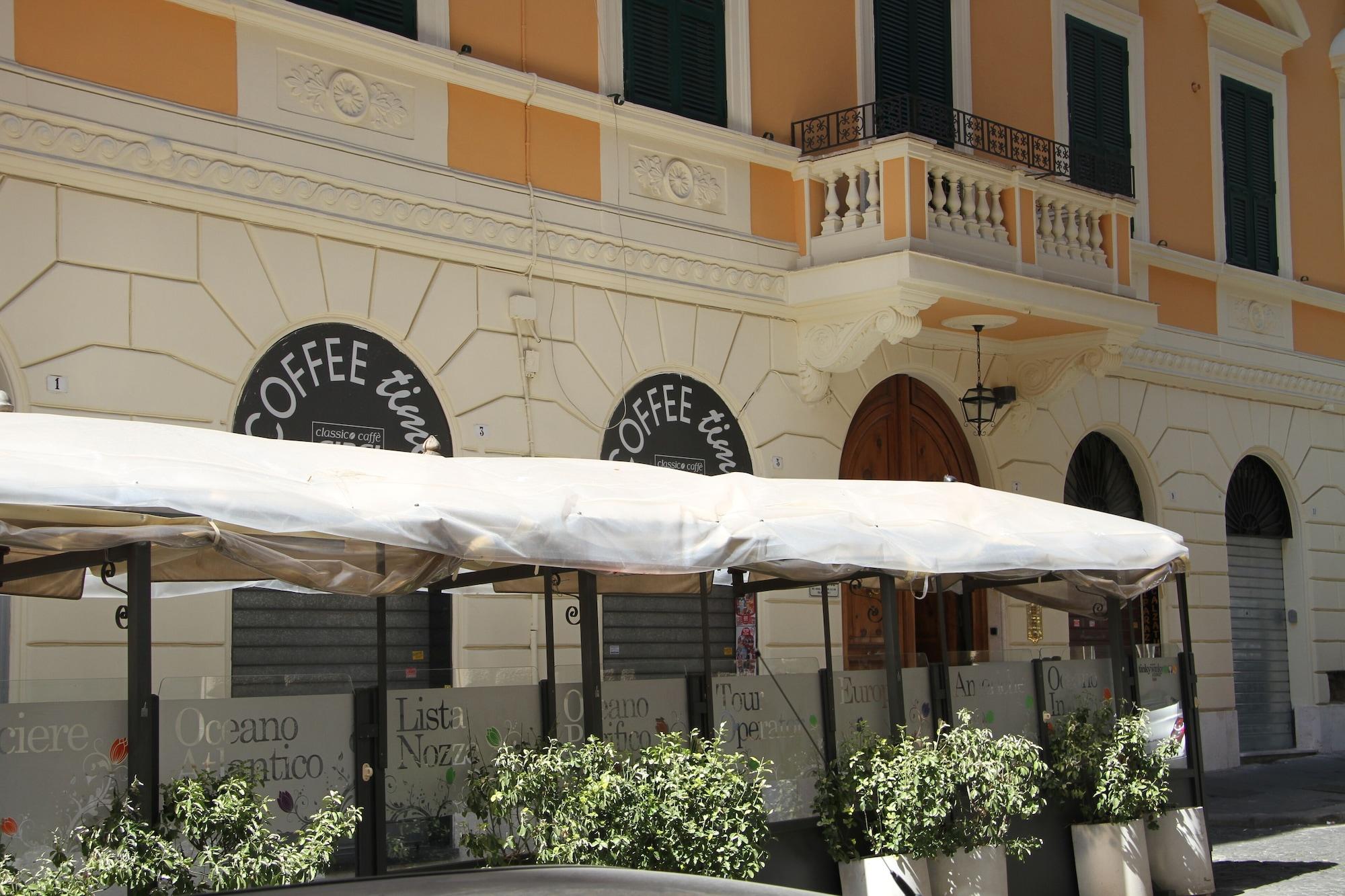 Vista Exterior Domus RomAntica