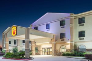 Alojamiento - Super 8 by Wyndham IAH West/Greenspoint