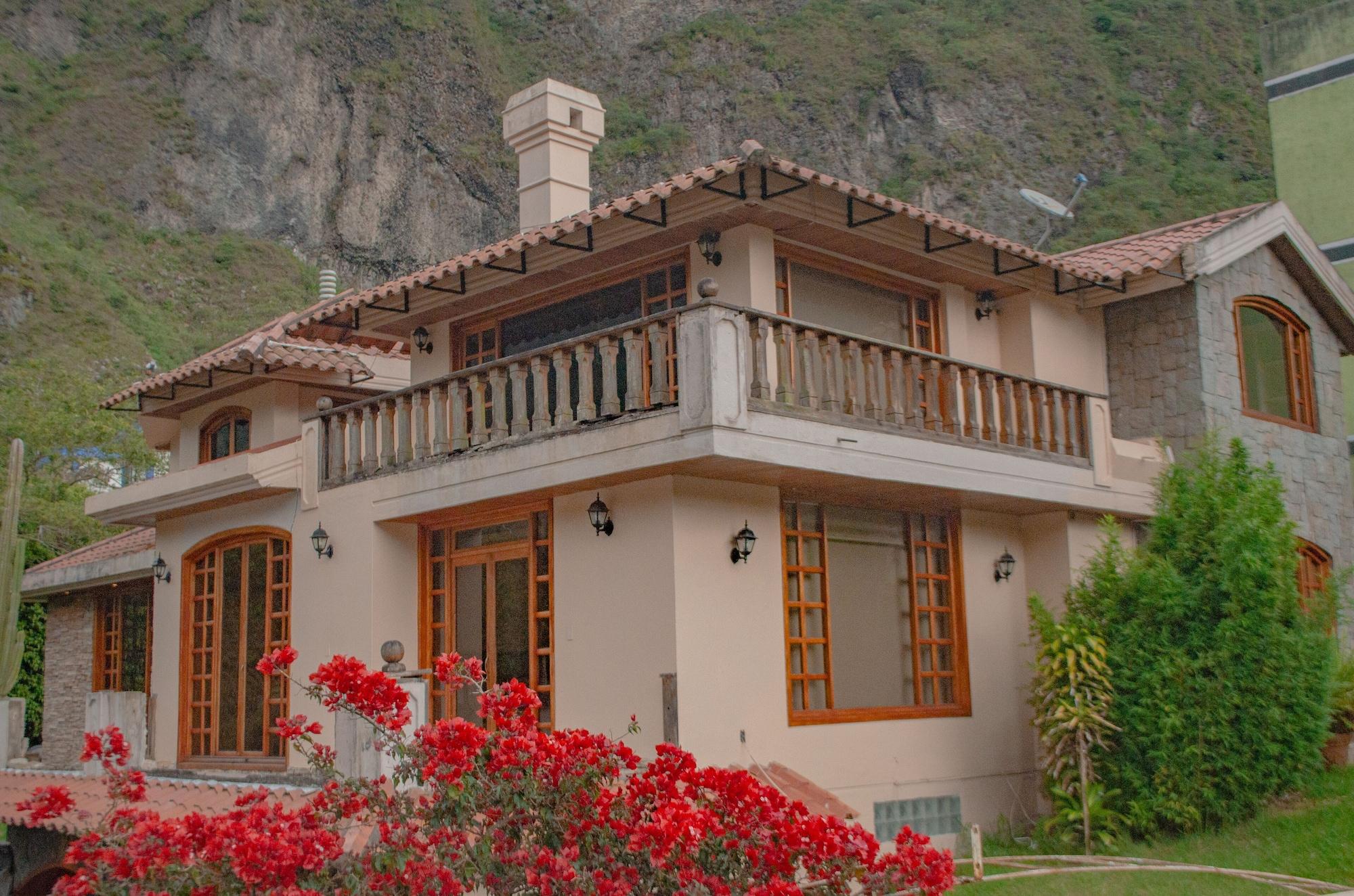 Vista Exterior Casa Hilda