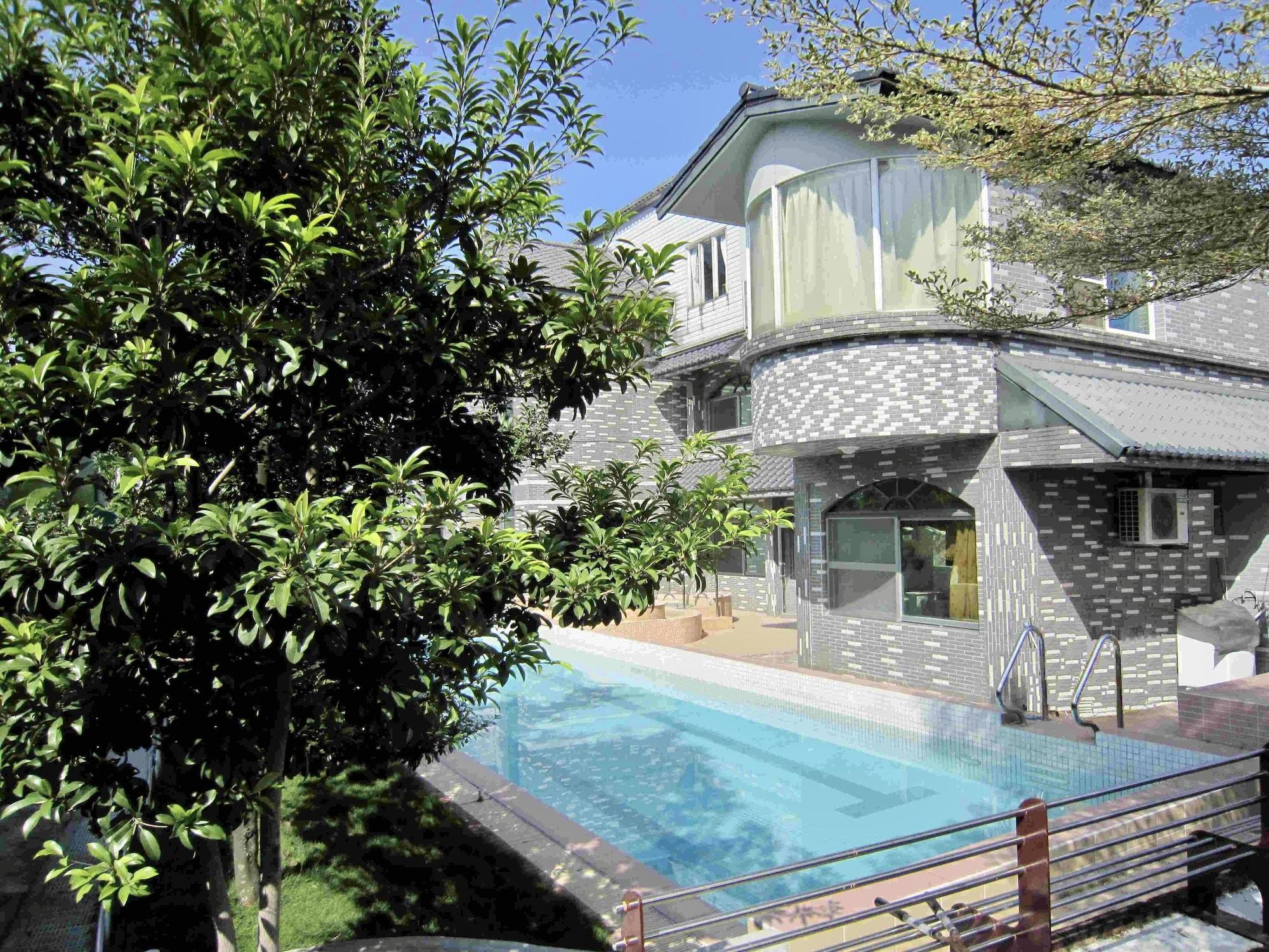 Vista Piscina Treehouse