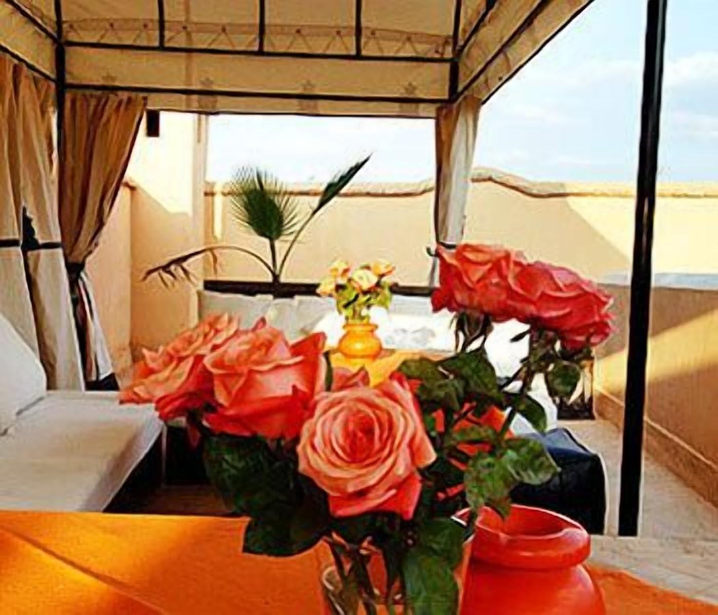 Vista Exterior Riad Davia