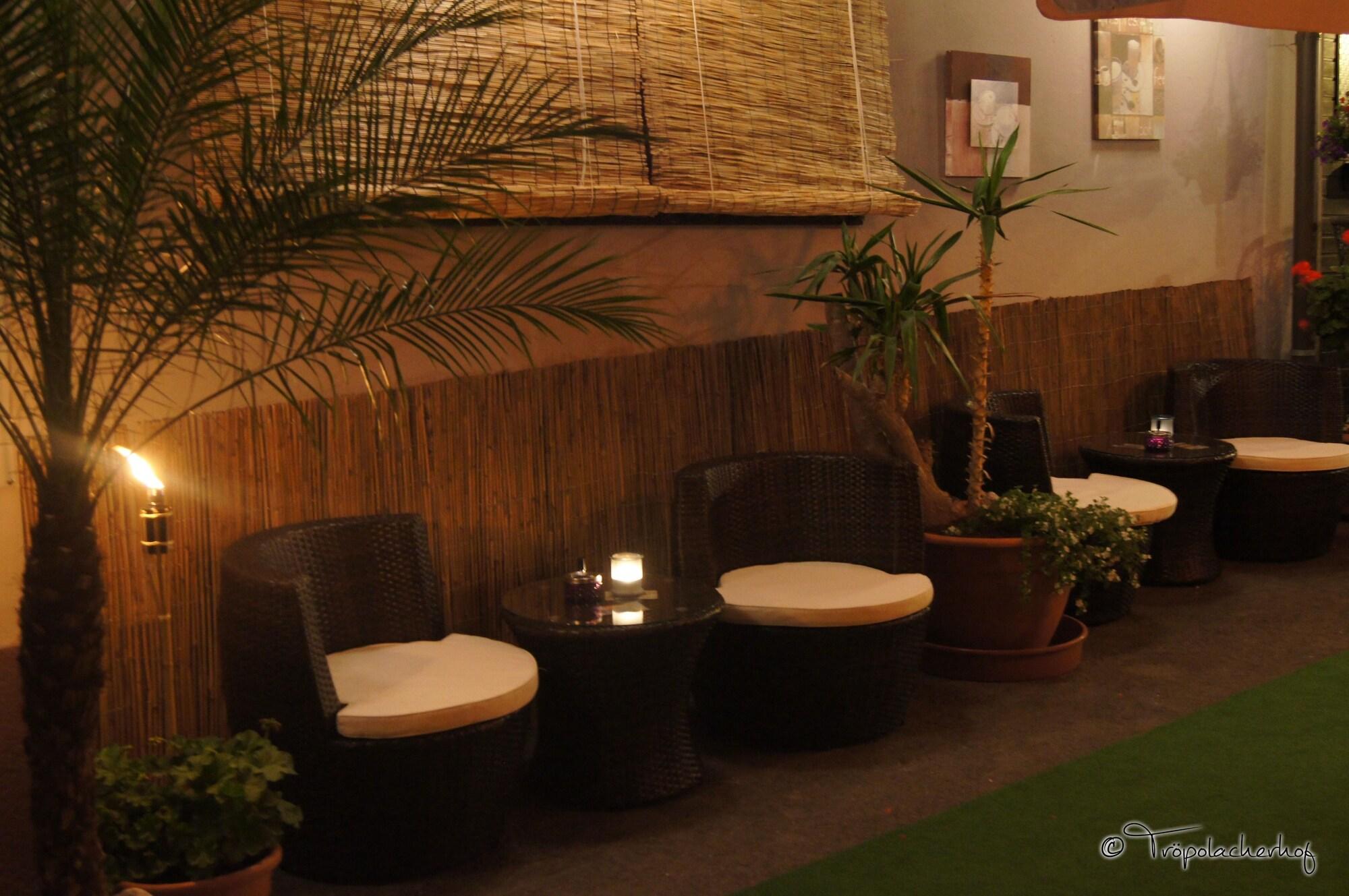Bar/Salón Der Tröpolacherhof Hotel & Restaurant