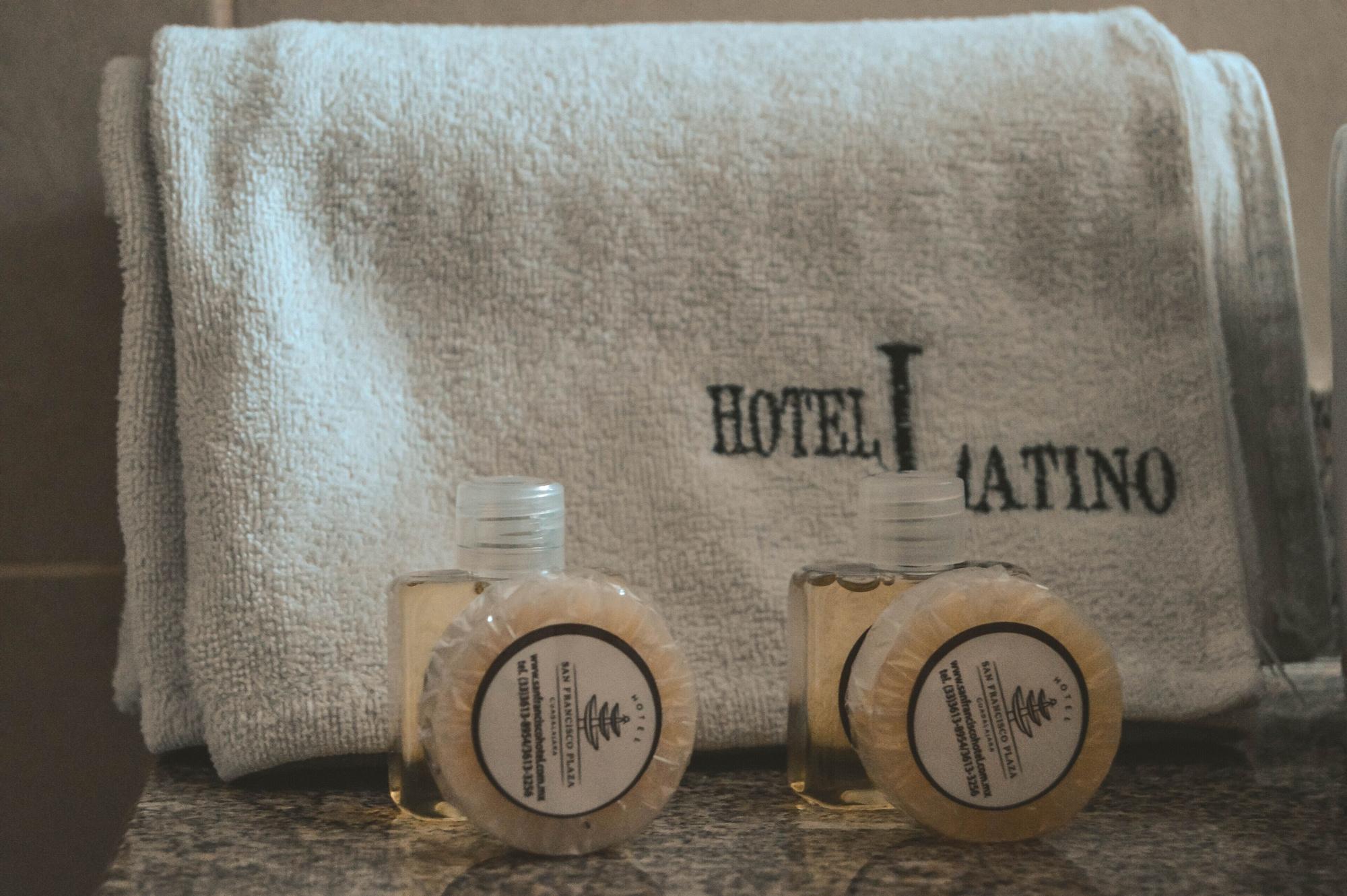 Set de Habitación Hotel Latino