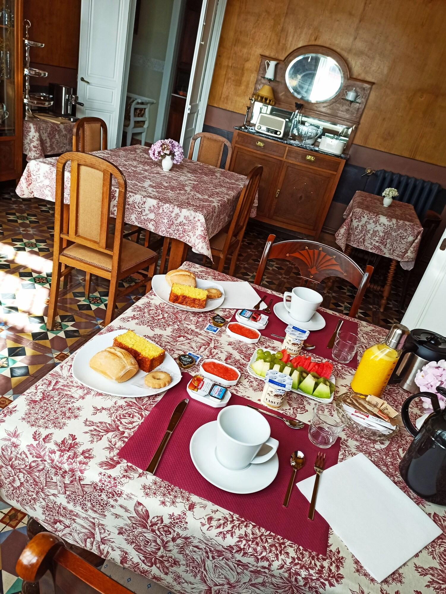 Restaurant LA VENTA DE MIYARES - CASA DE INDIANOS