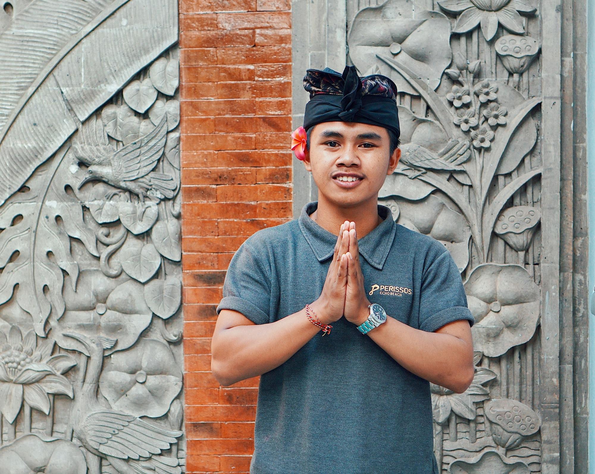 Vista Exterior Perissos Echo Beach